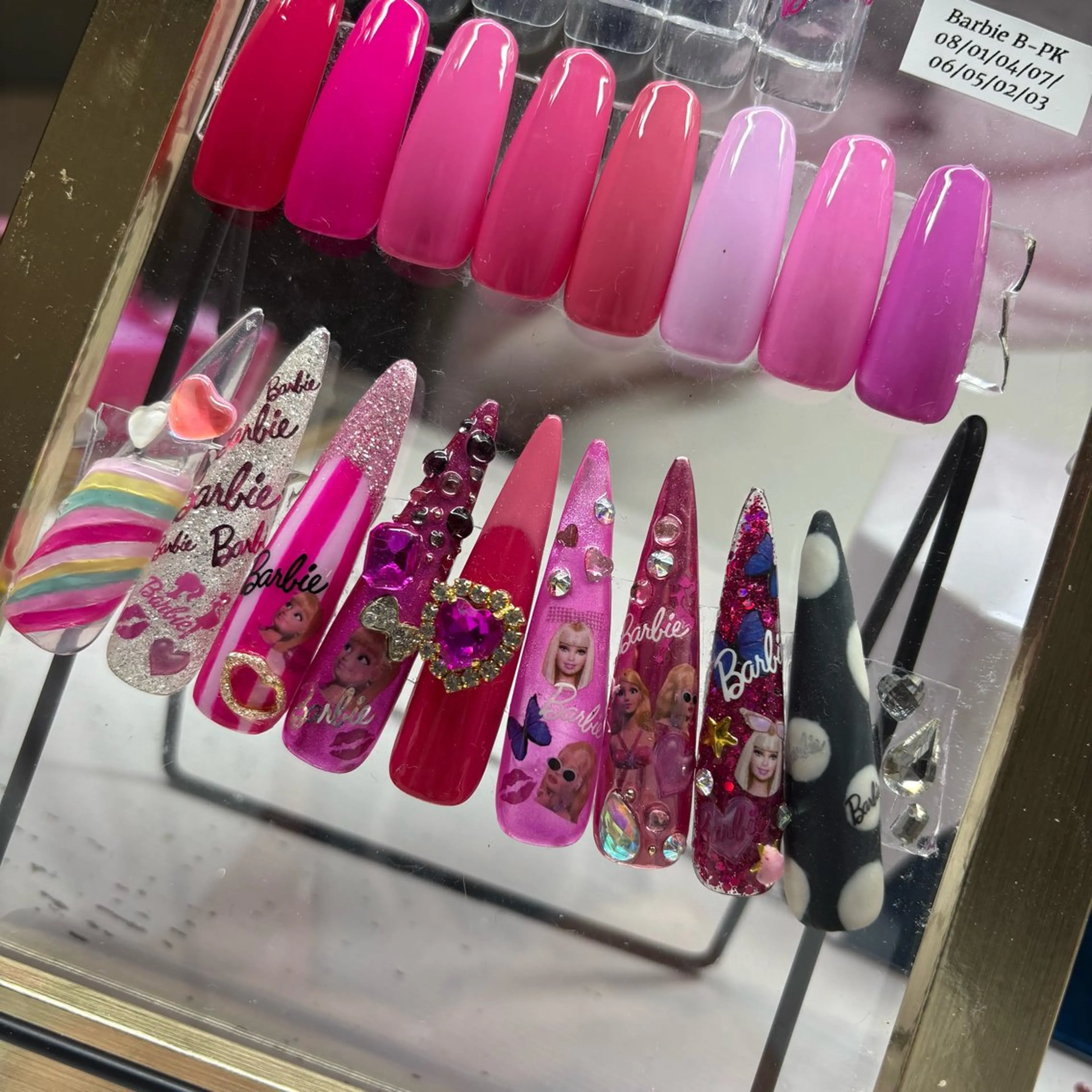 ネイル nail& Lily______のネイルデザイン