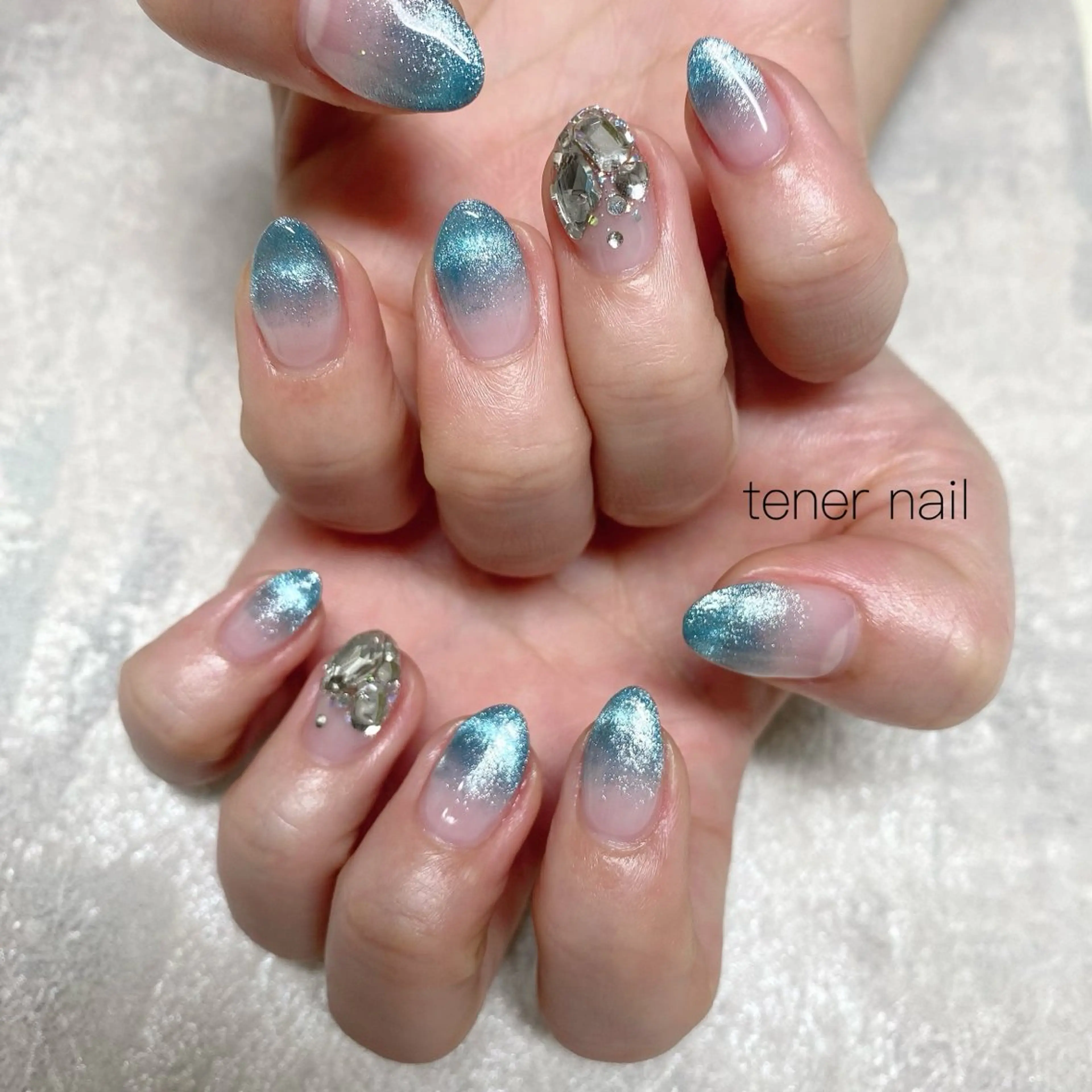 ネイル フレンチネイル グラデーション マグネットネイル マグネットフレンチ ハンドネイル テネルネイル tener nailのネイルデザイン