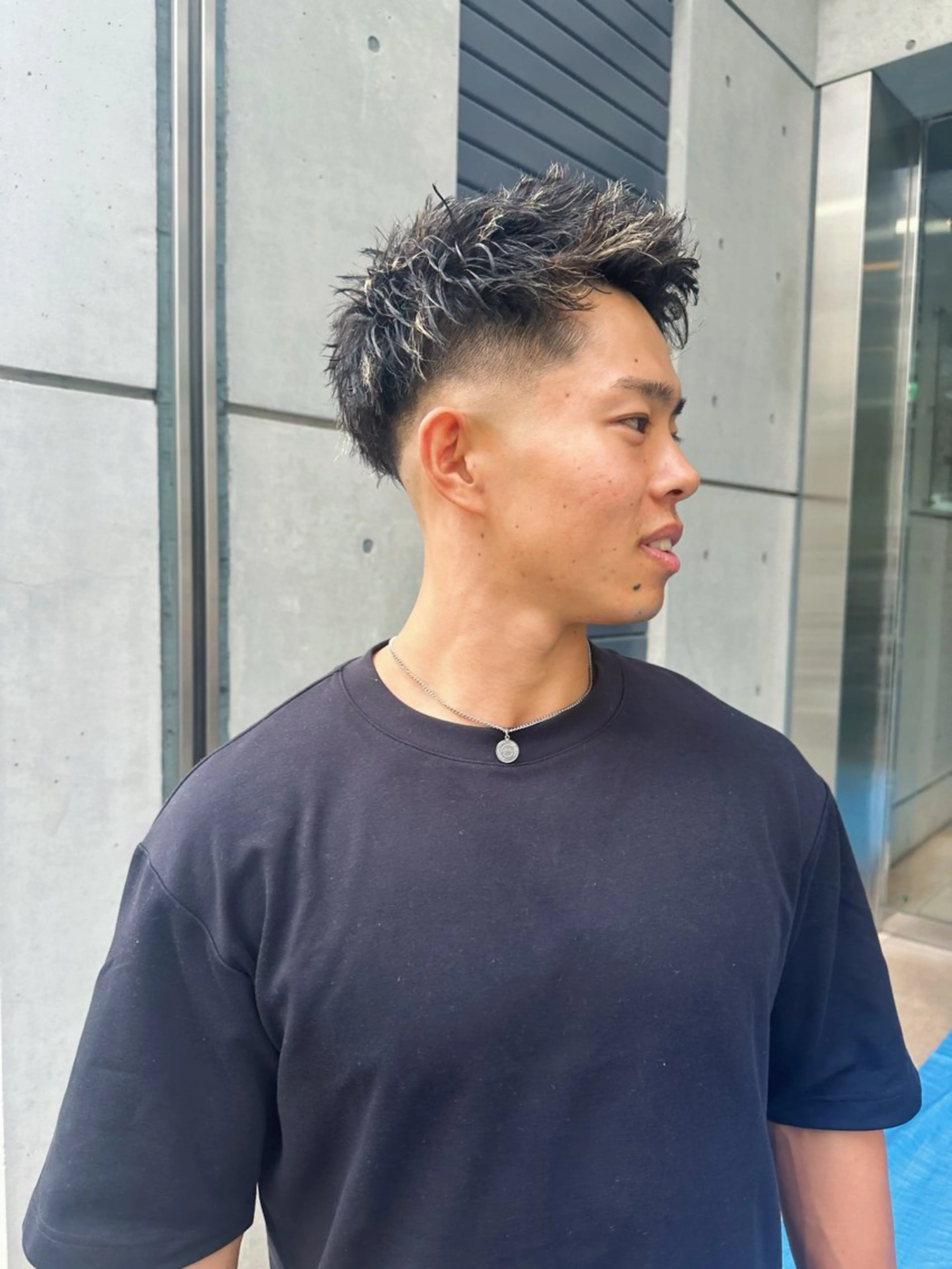 🌈メンズカット+ハイライトカラー🌈の写真