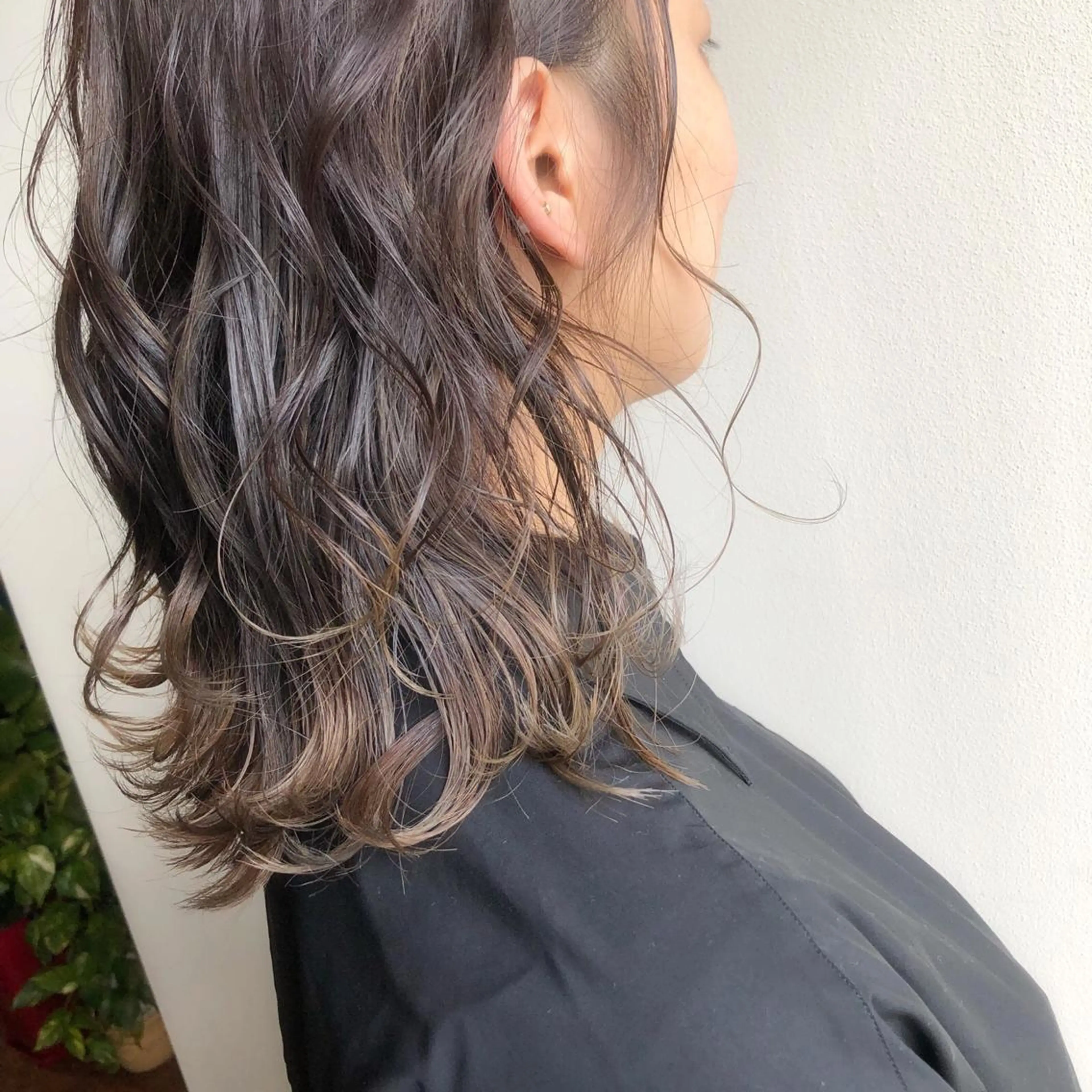 セミロング カラー ヘアアレンジ ベージュカラー グレージュ ハイライトカラー ハイライト ヘアカラー トリートメント 江藤 星史のヘアスタイル