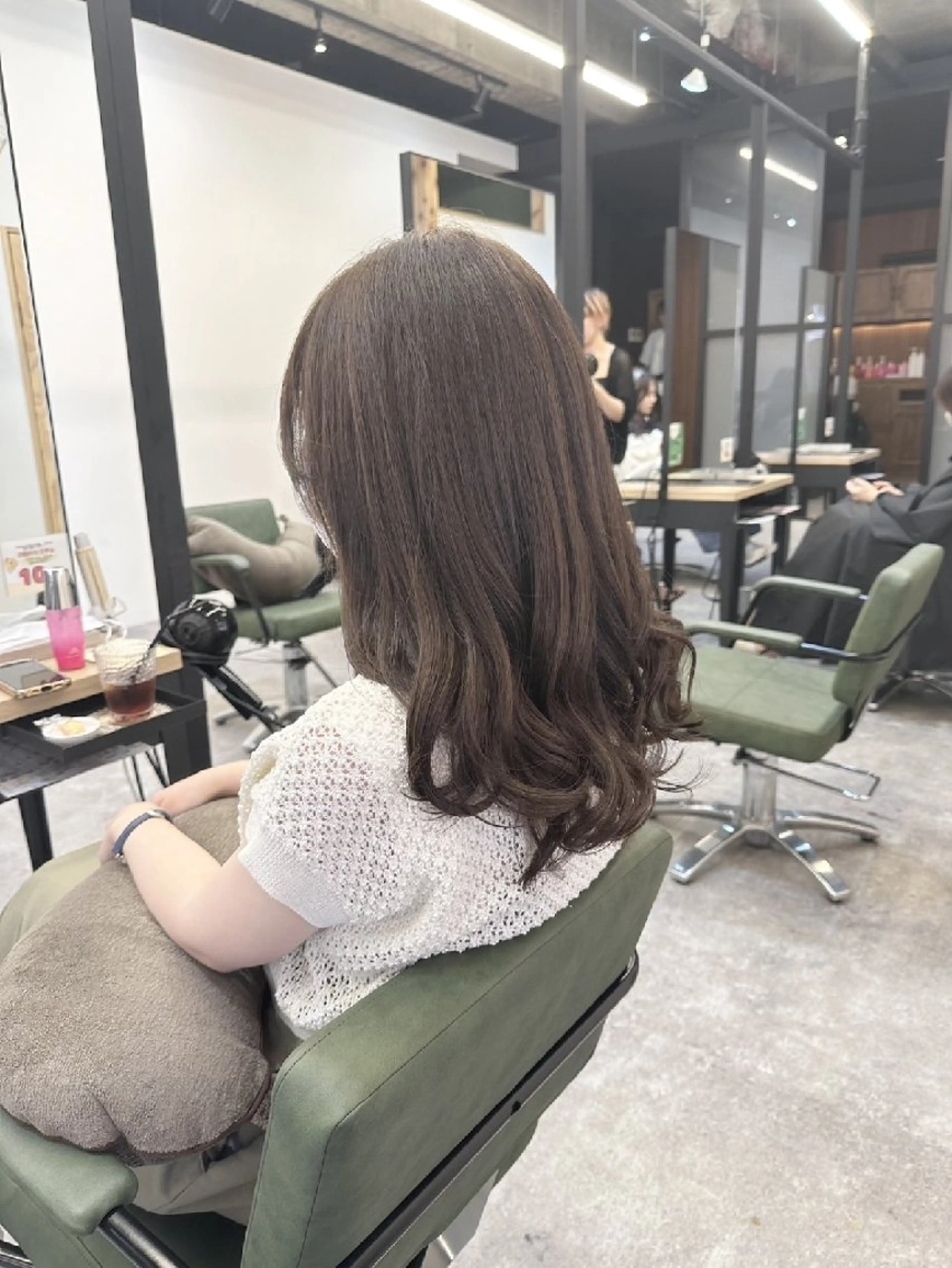 【レディース限定】似合わせカット+艶カラー+Aujuaトリートメントの写真