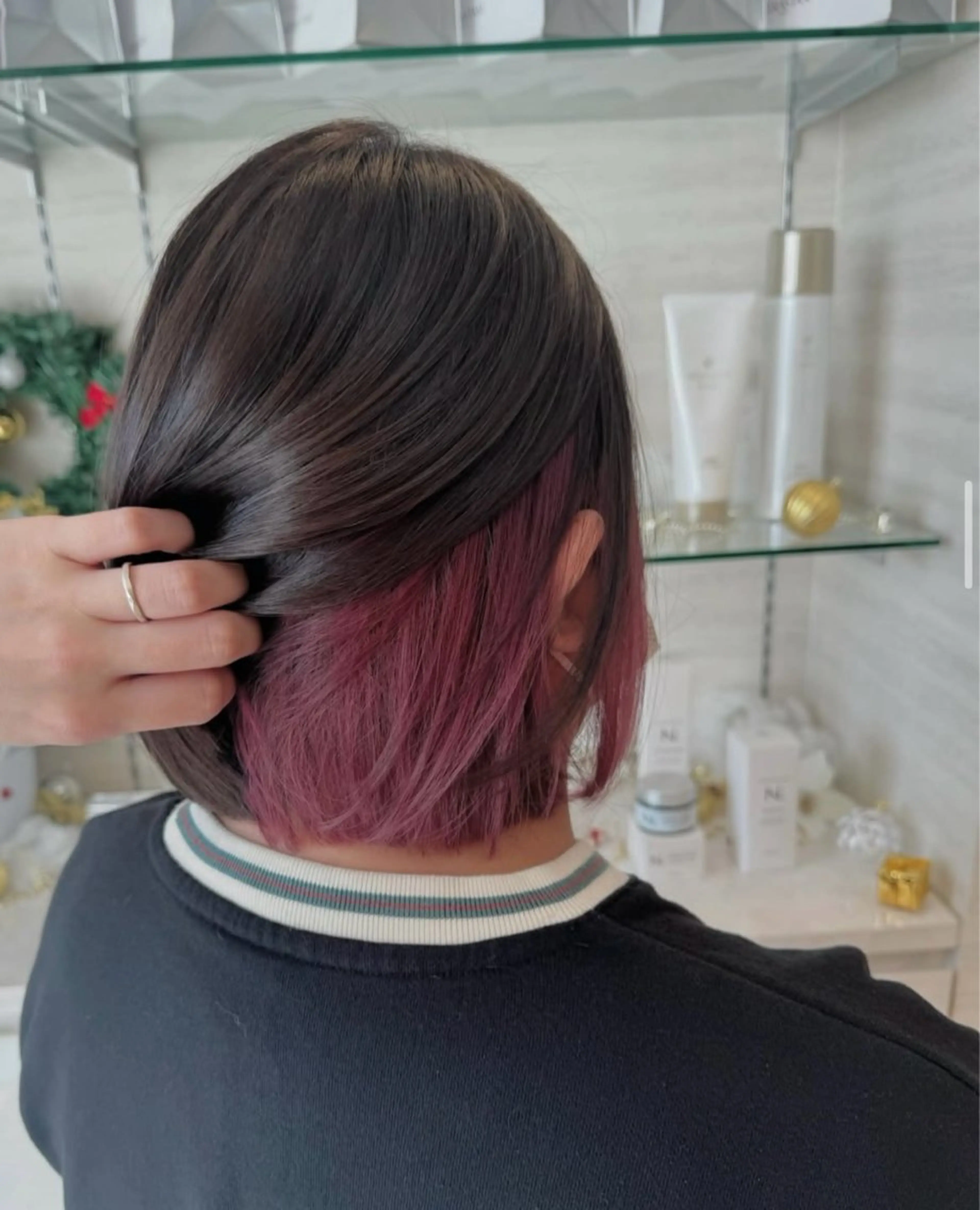 ショート カラー 切りっぱなしボブ インナーカラー ピンクカラー ボブ GRANDEUR natsukiのヘアスタイル