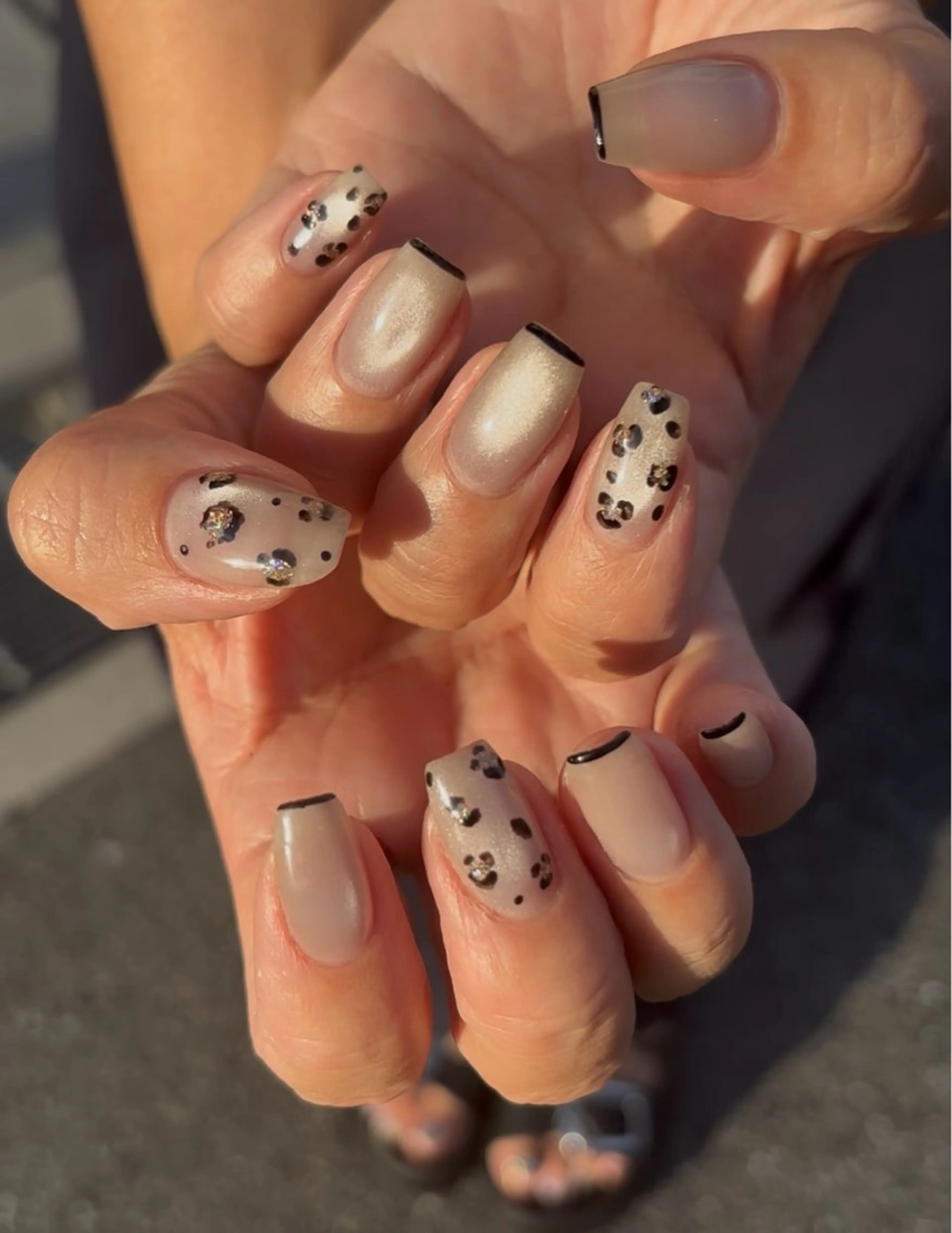 ネイル アニマル柄 マグネットネイル 大東市ネイルサロン 【KYURA】ｷｭﾗのネイルデザイン