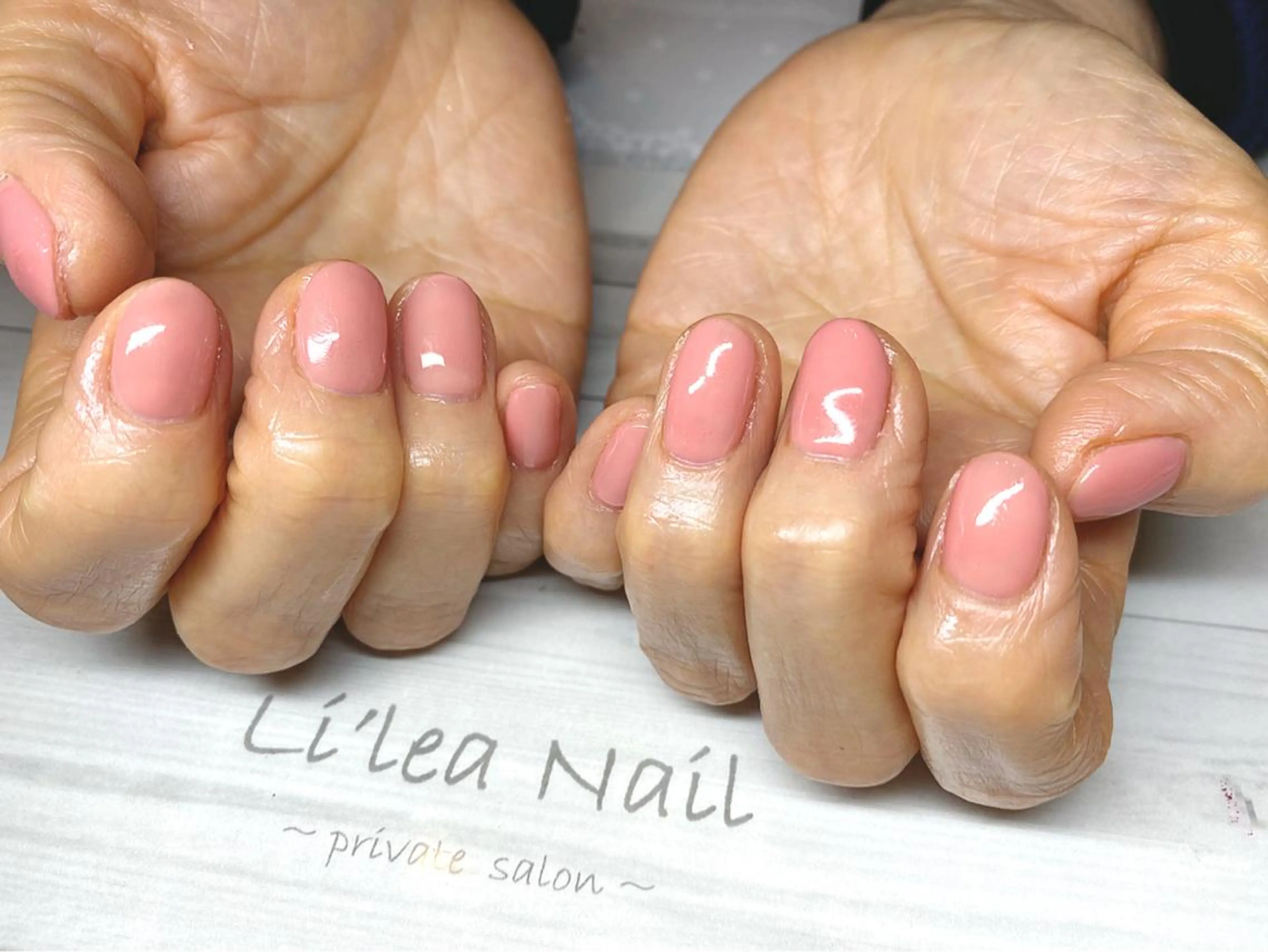 ネイル Li'leaNail AINAのネイルデザイン