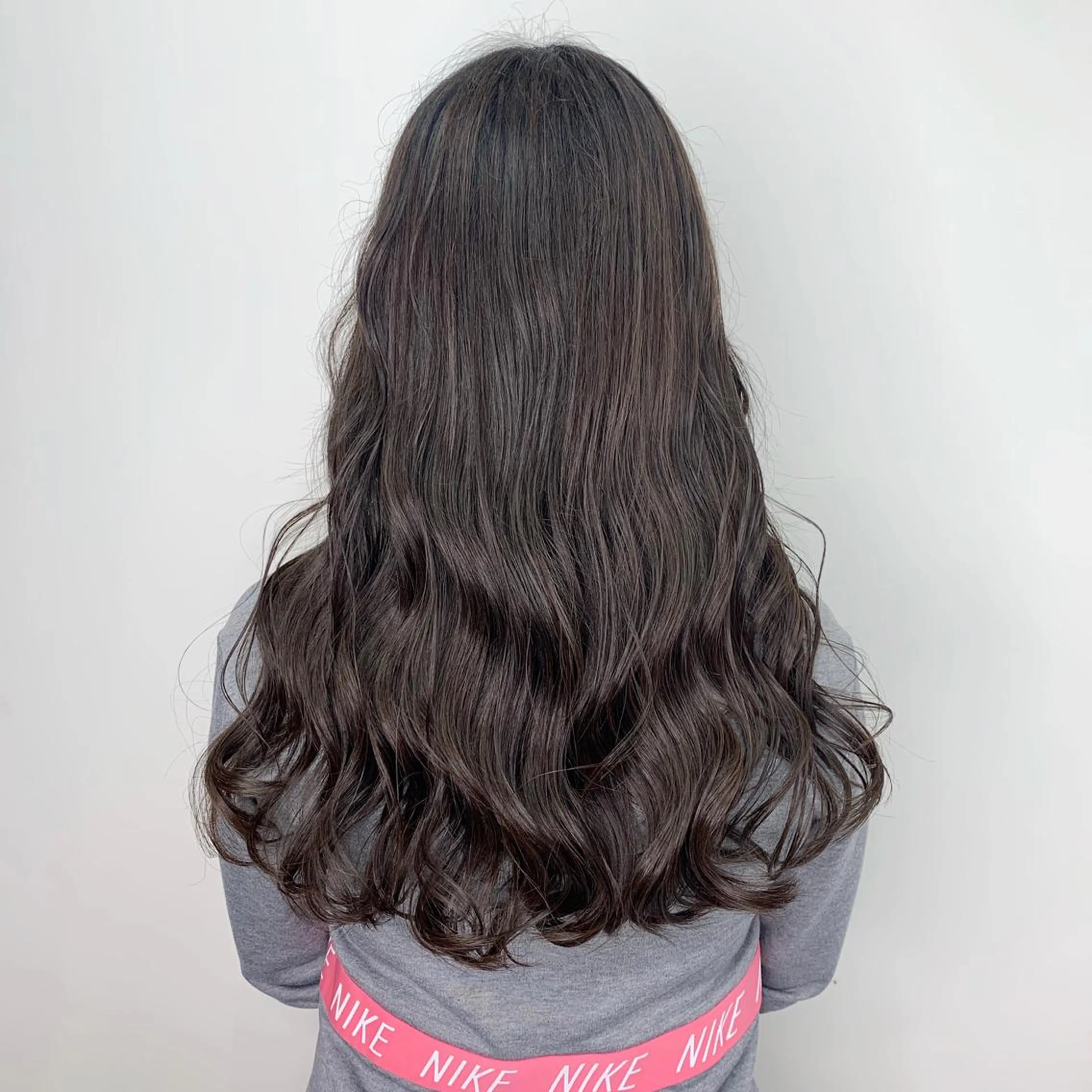 ロング カラー 𖧷 ⁺. 大人ヘア Yui 𓂃𓈒𓏸のヘアスタイル