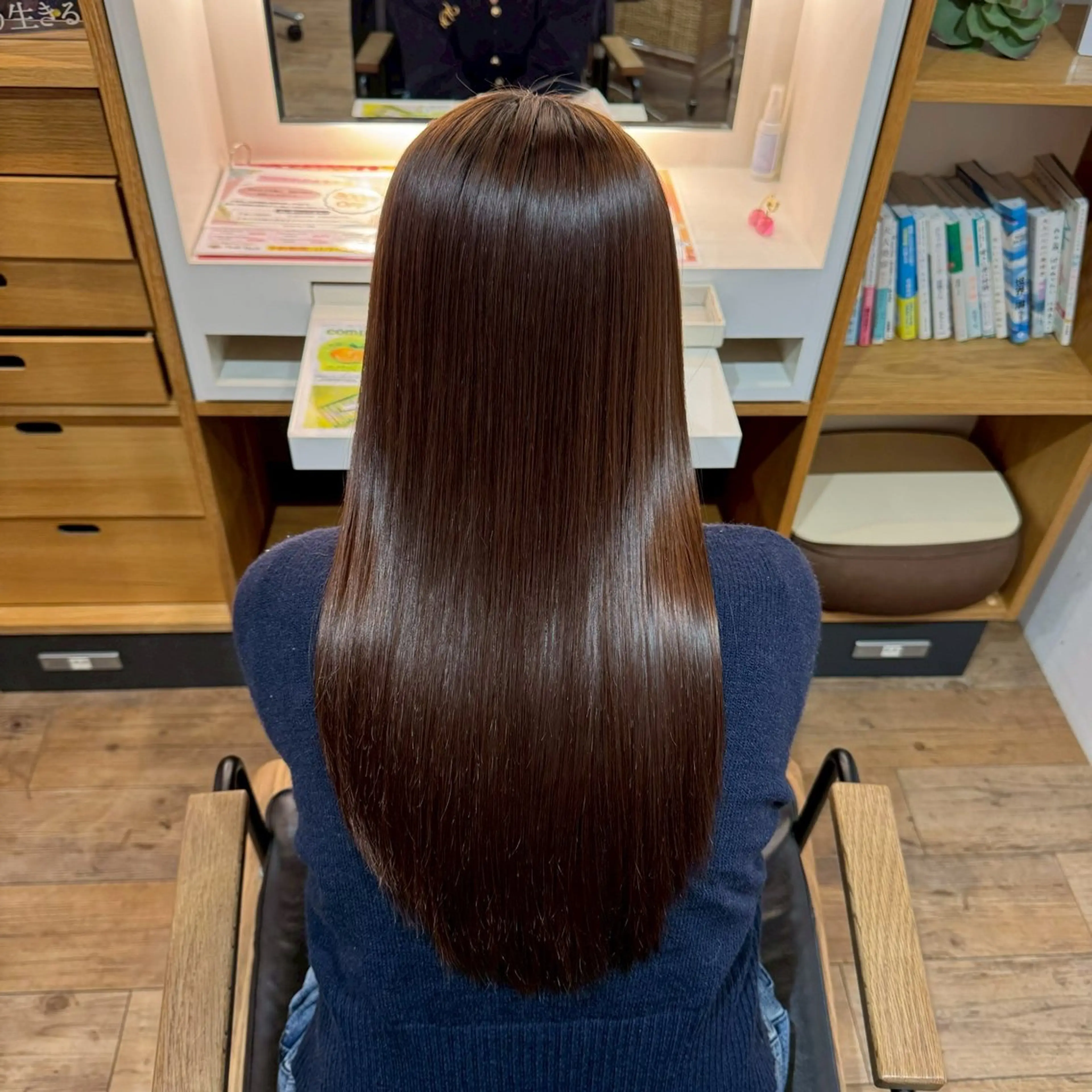 セミロング カット 縮毛矯正 トリートメント 美髪/髪質改善 川口凌弥のヘアスタイル