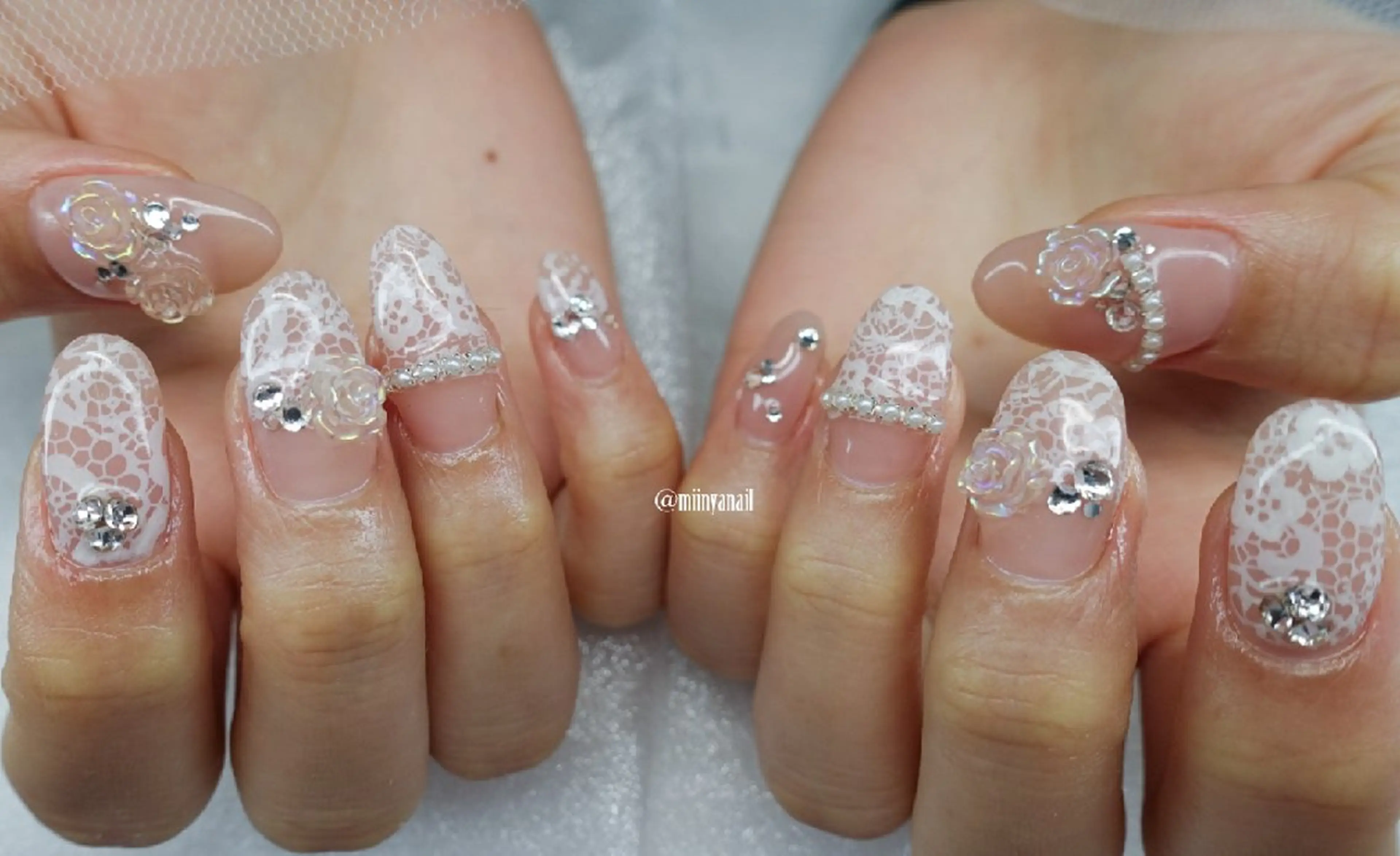 ネイル レース miinyanail ミーニャネイルのネイルデザイン