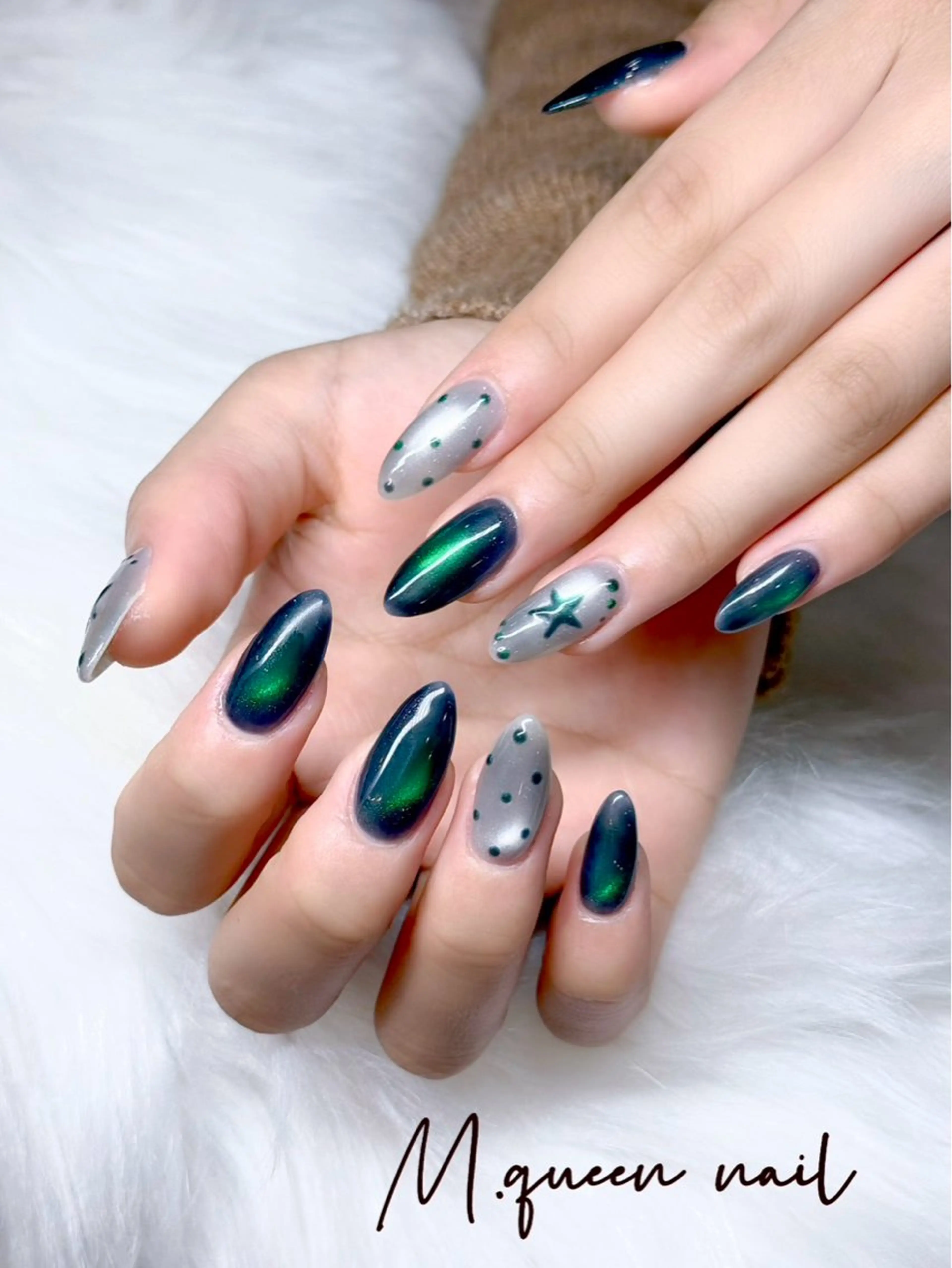 ネイル MQueen ネイルサロンマルのネイルデザイン