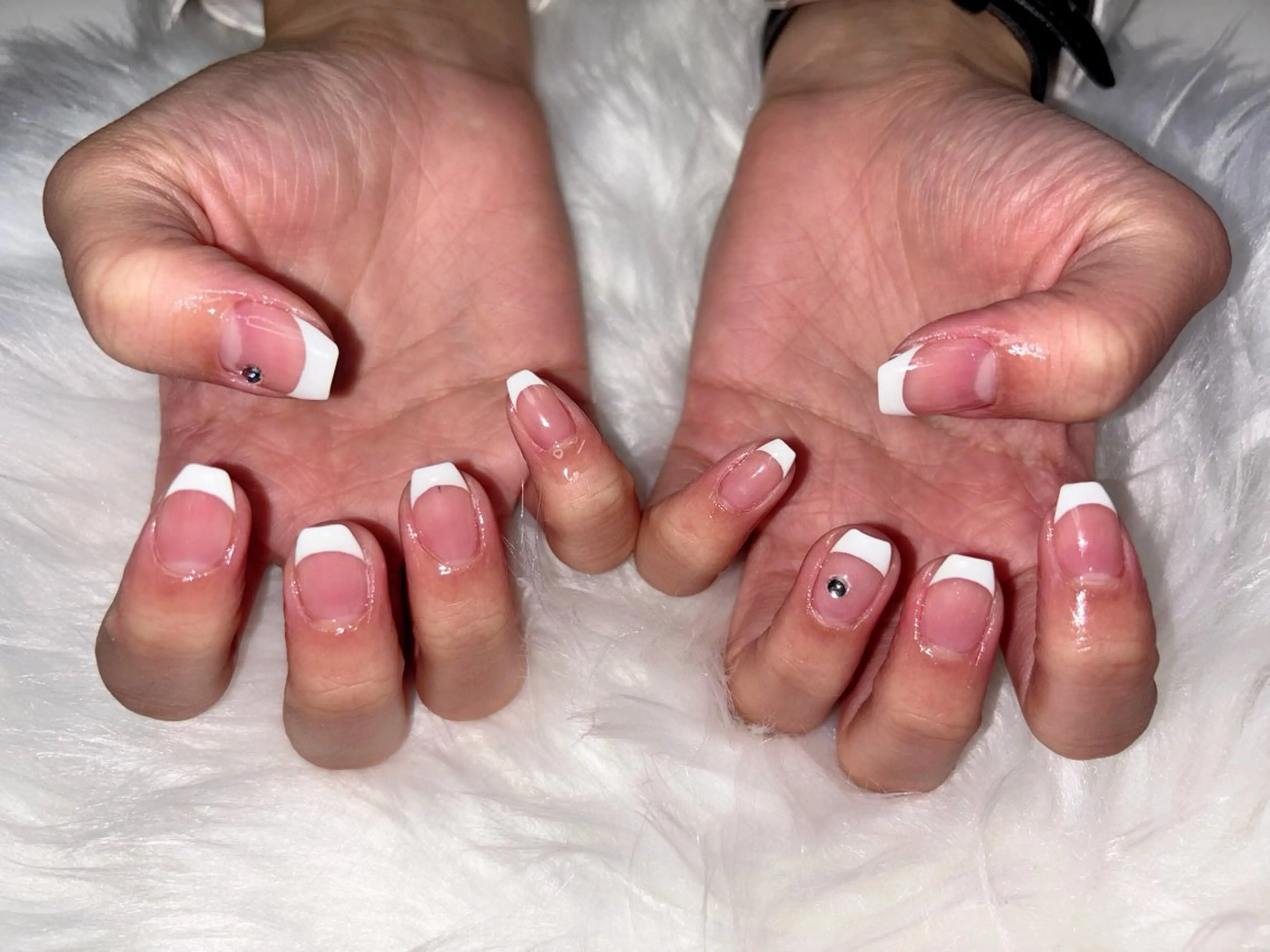 ネイル フレンチネイル マグネットネイル ワンカラーネイル シンプルネイル 春ネイル ハンドネイル M Hのネイルデザイン