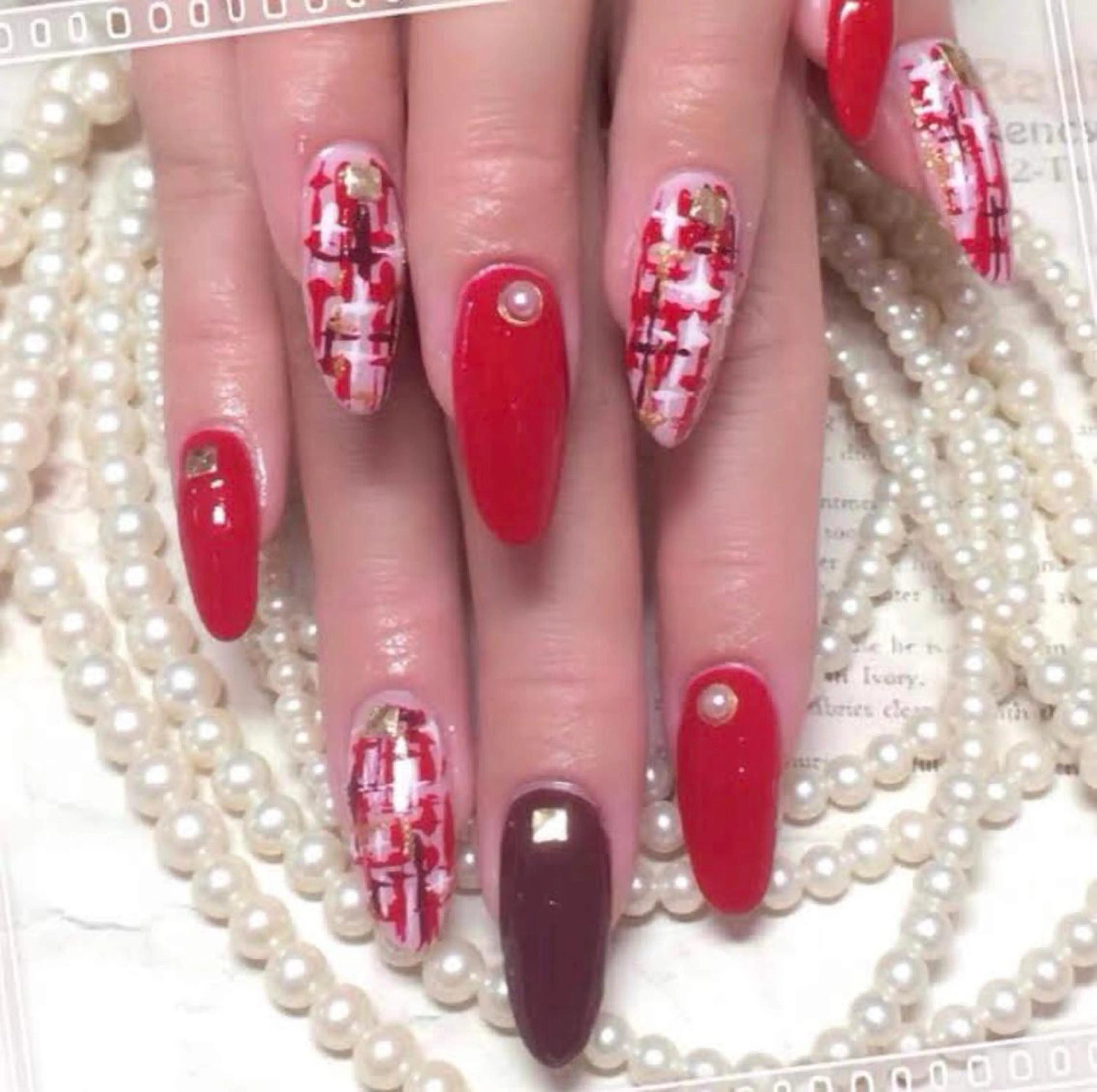 ロング SINCERELY シンシアリー🌈のネイルデザイン