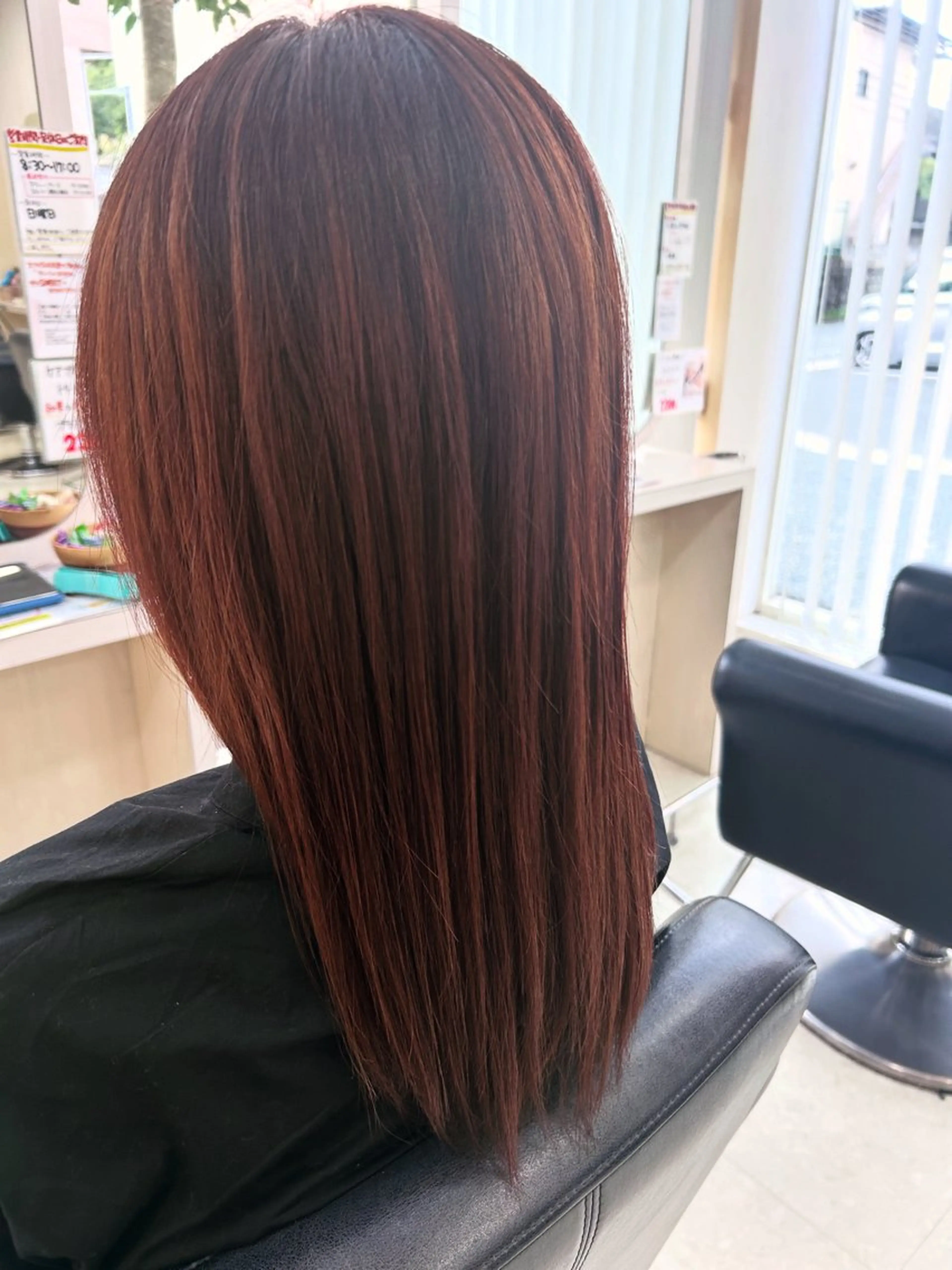 セミロング カラー 若松 絵美のヘアスタイル