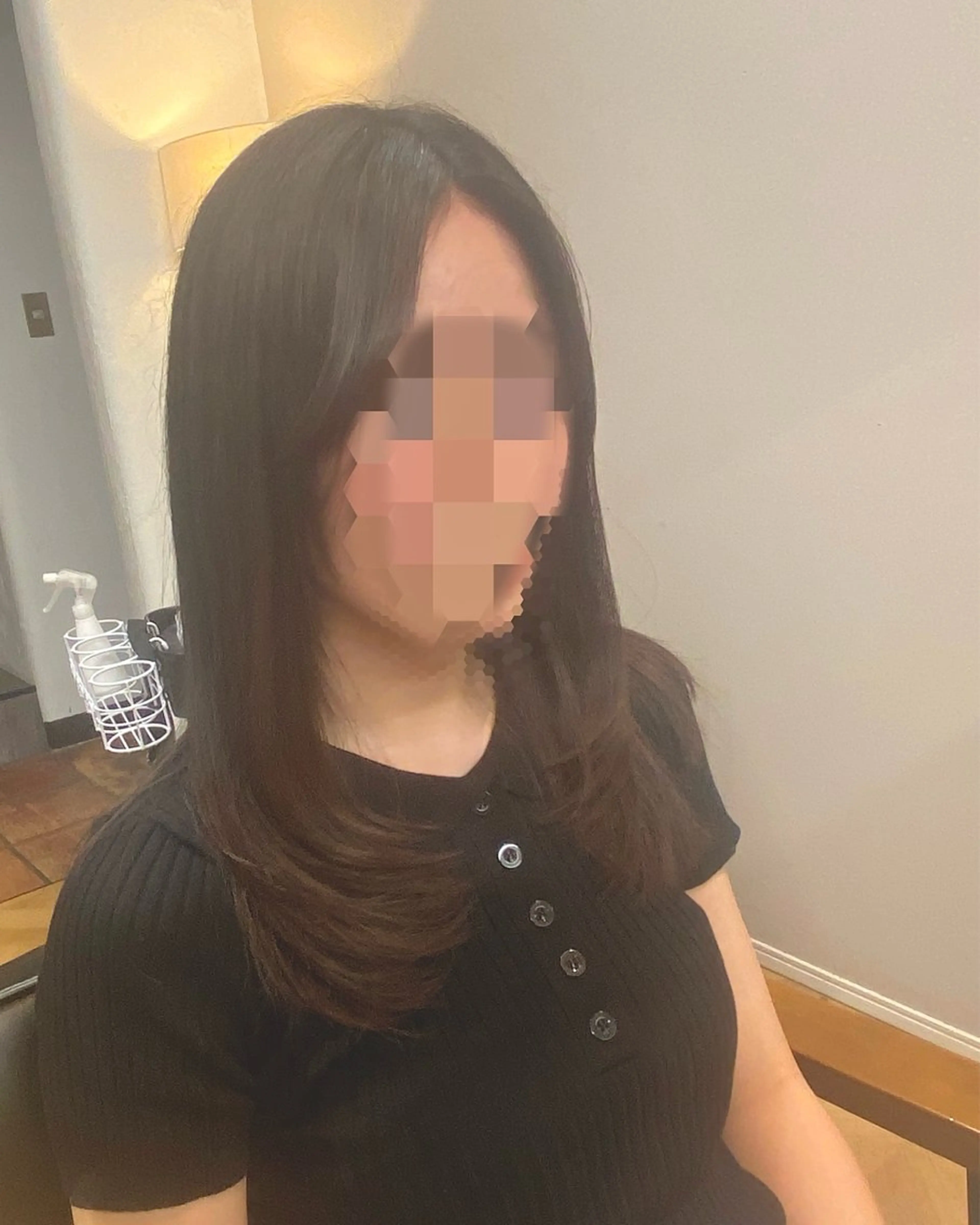 セミロング レイヤーカット 小顔カット カット 菅野 奏のヘアスタイル