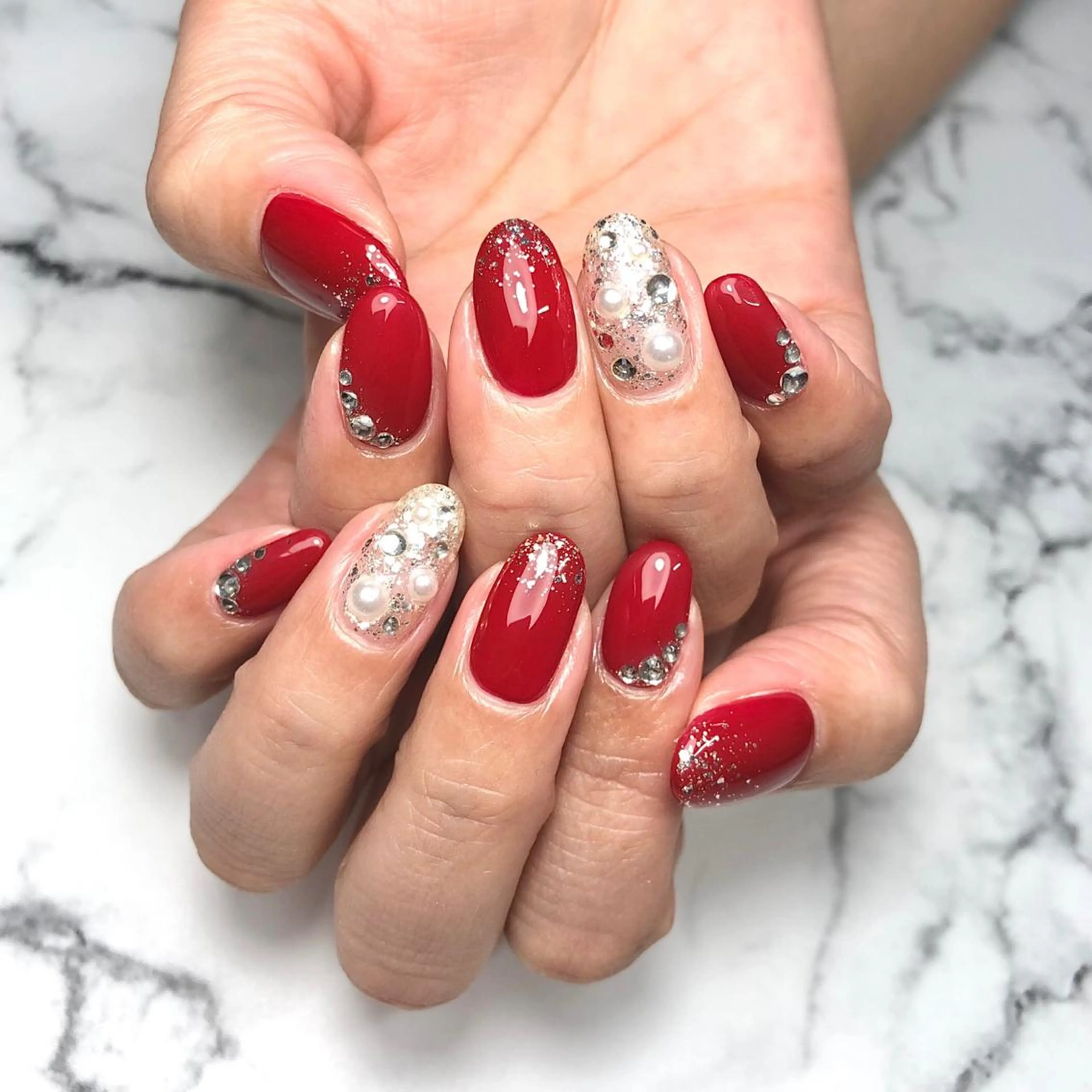 ネイル アートネイル ジェルネイル ホログラムネイル 氷ネイル・うるうるネイル 韓国ネイル ハンドネイル NAIL NOWのネイルデザイン