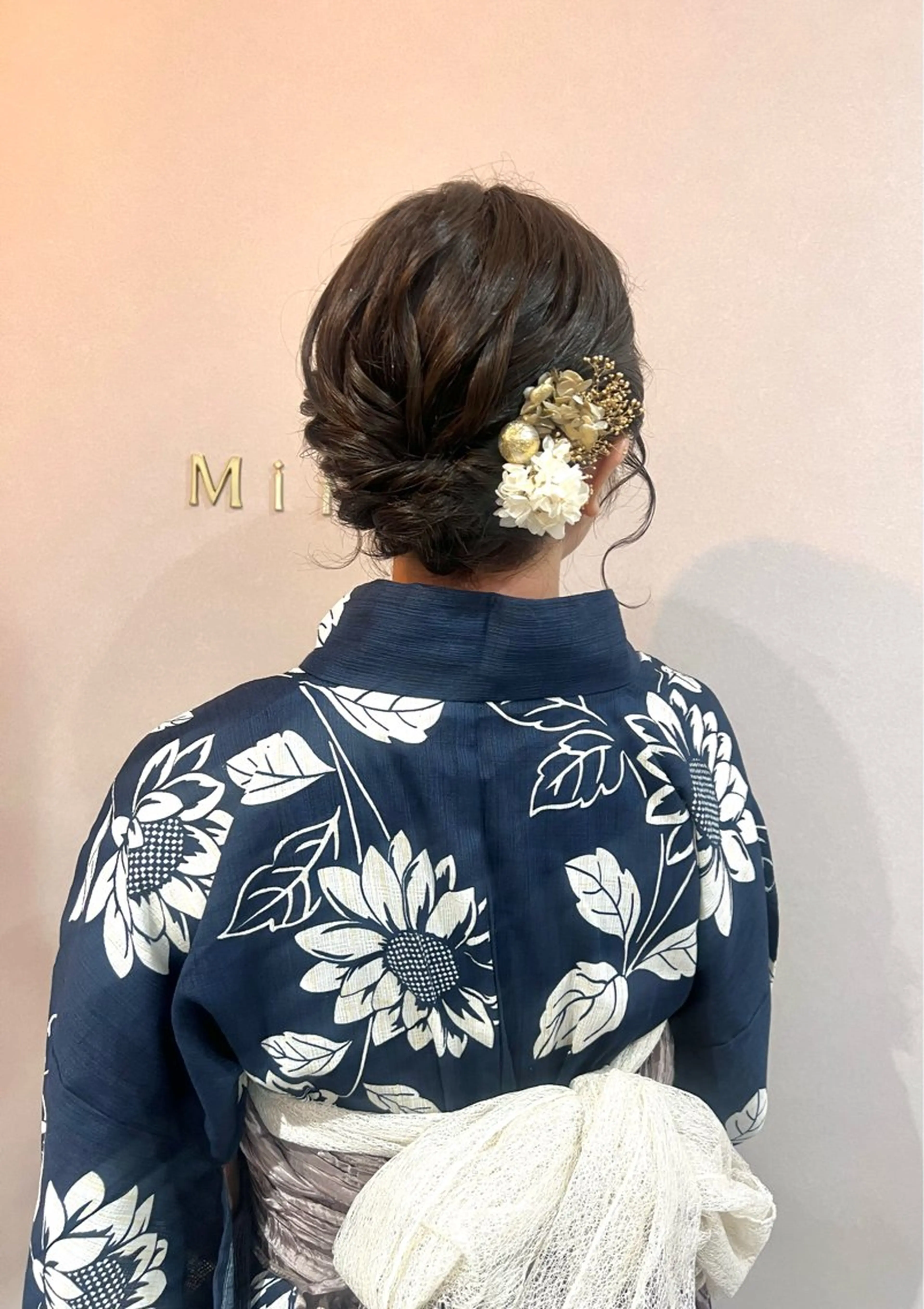 ミディアム Mila misakiのヘアスタイル