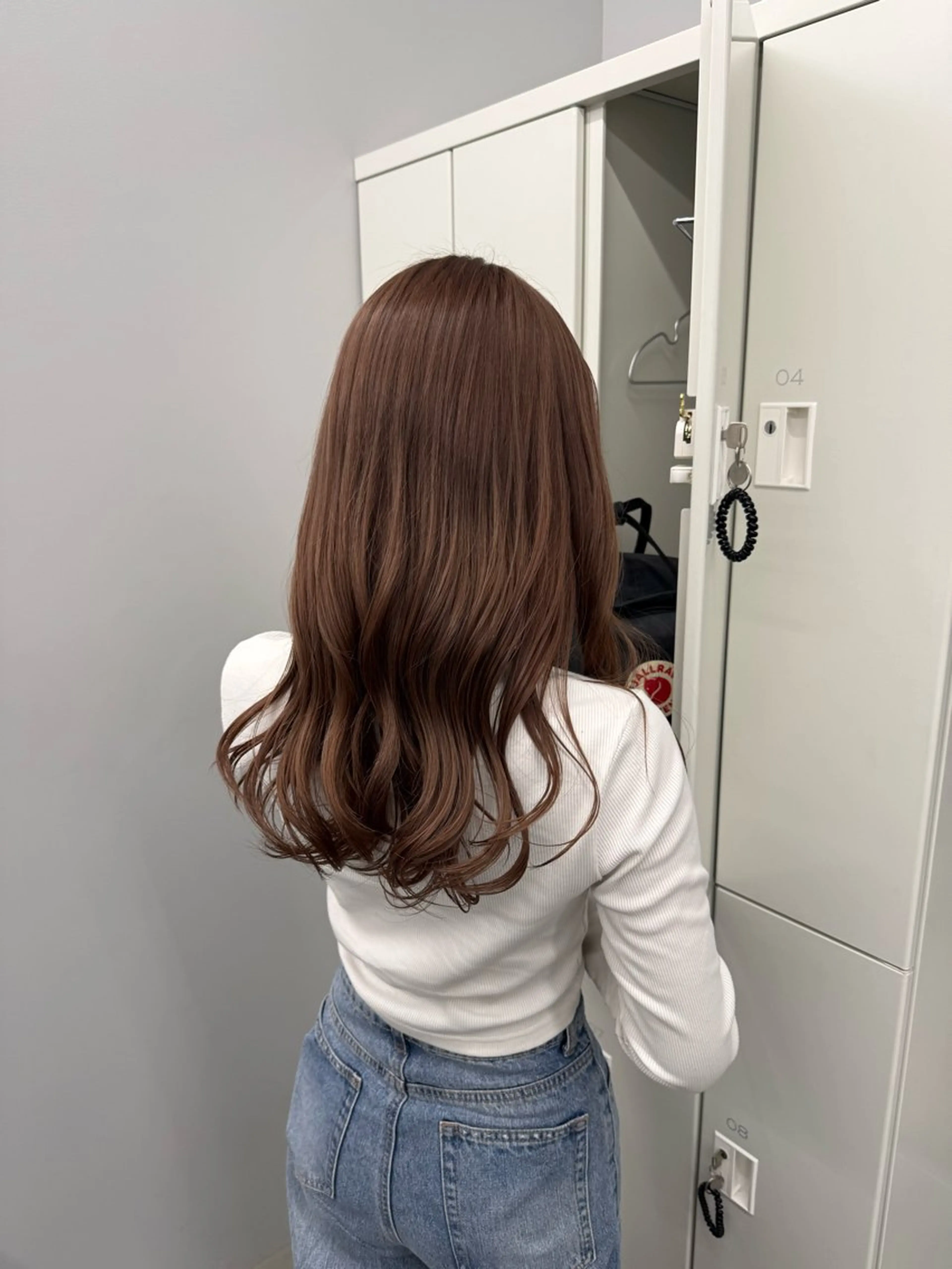 セミロング ヘアカラー トリートメント SARINA ROCCO3rdのヘアスタイル