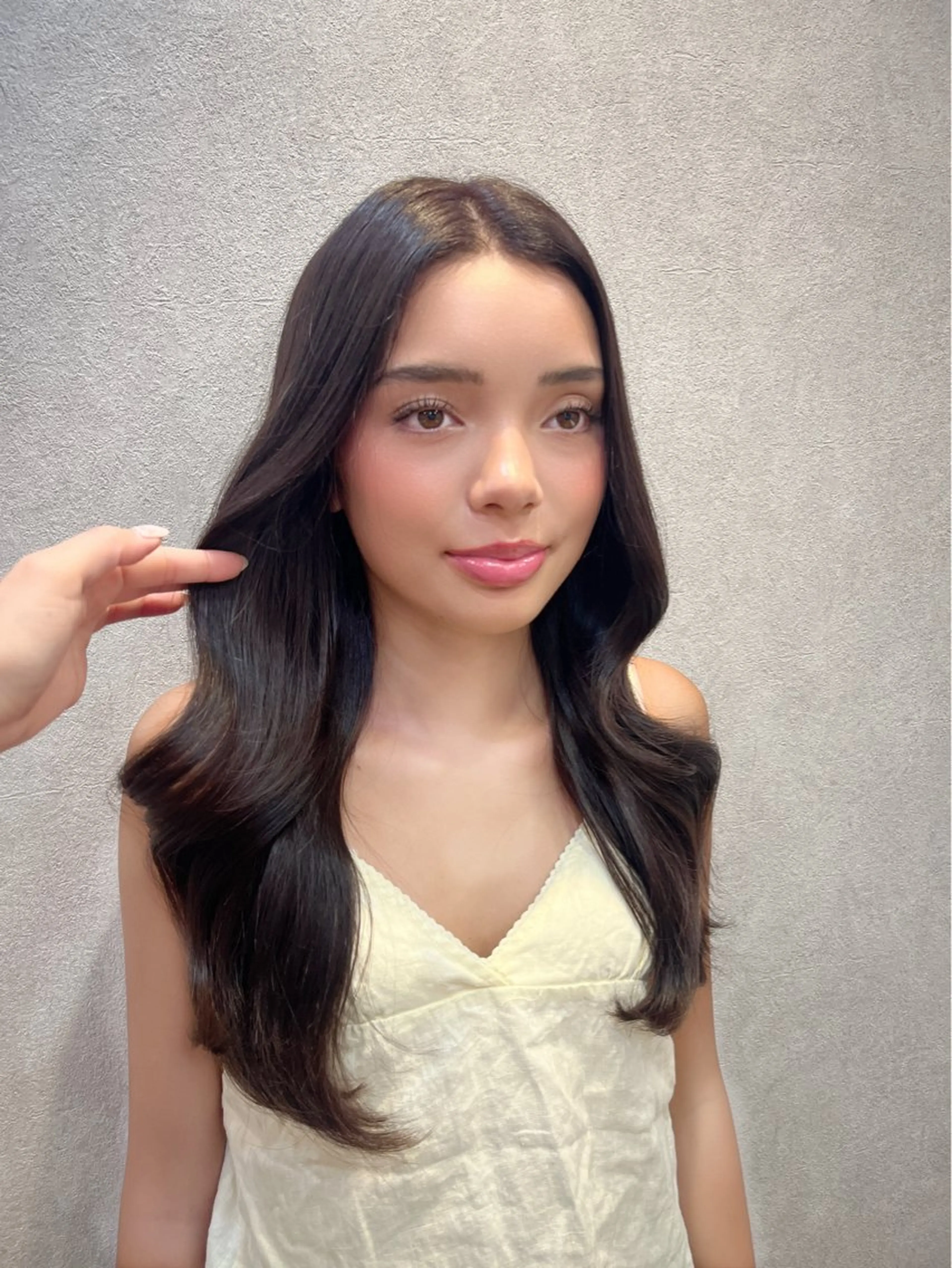 セミロング 韓国🎀レイヤー/艶 髪/縮毛矯正/ユリナのヘアスタイル