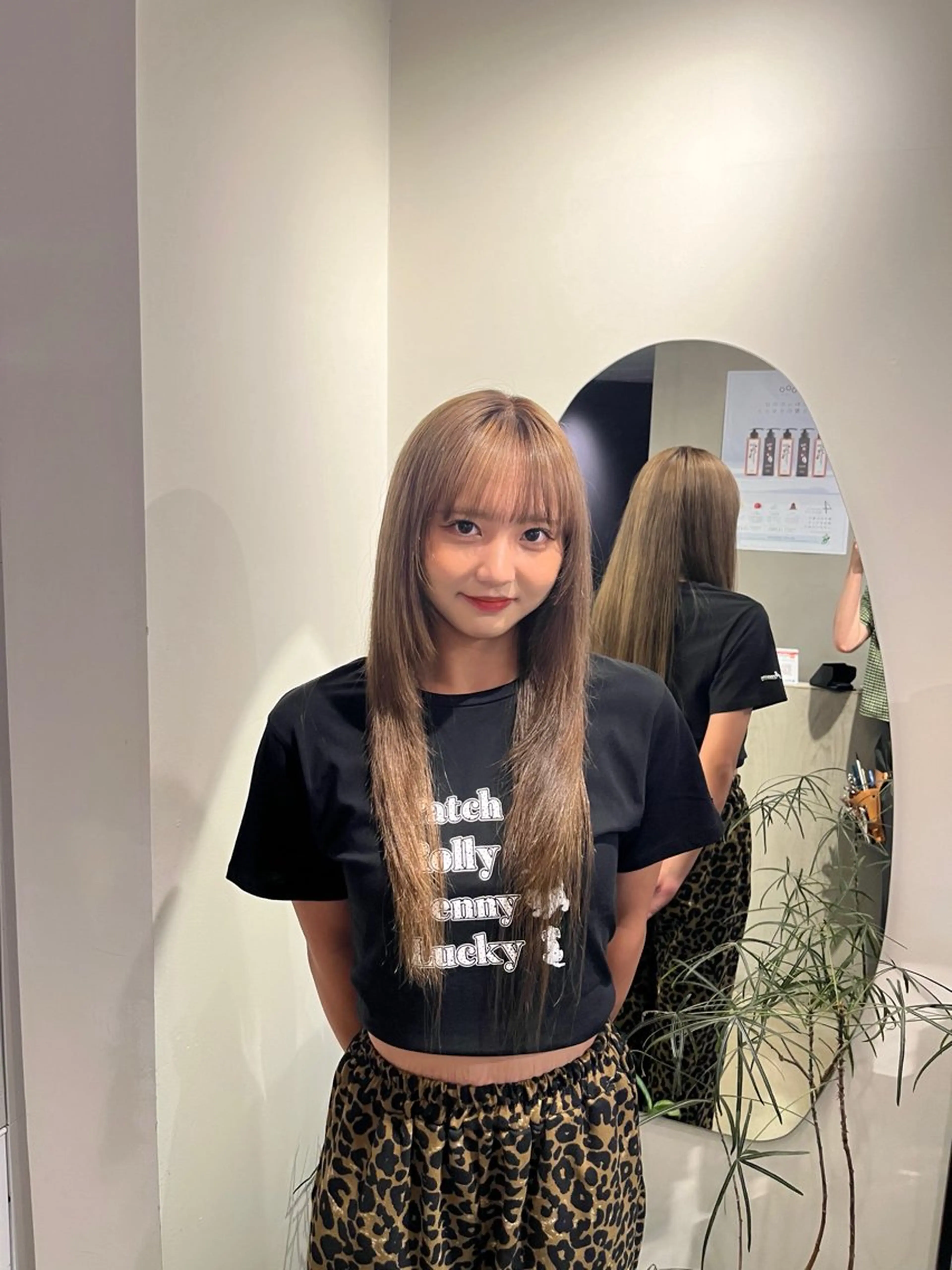 ロング カラー ベージュカラー ブリーチ 透明感カラー ヘアカラー 本木下朋花/髪質 改善×ダブルカラーのヘアスタイル