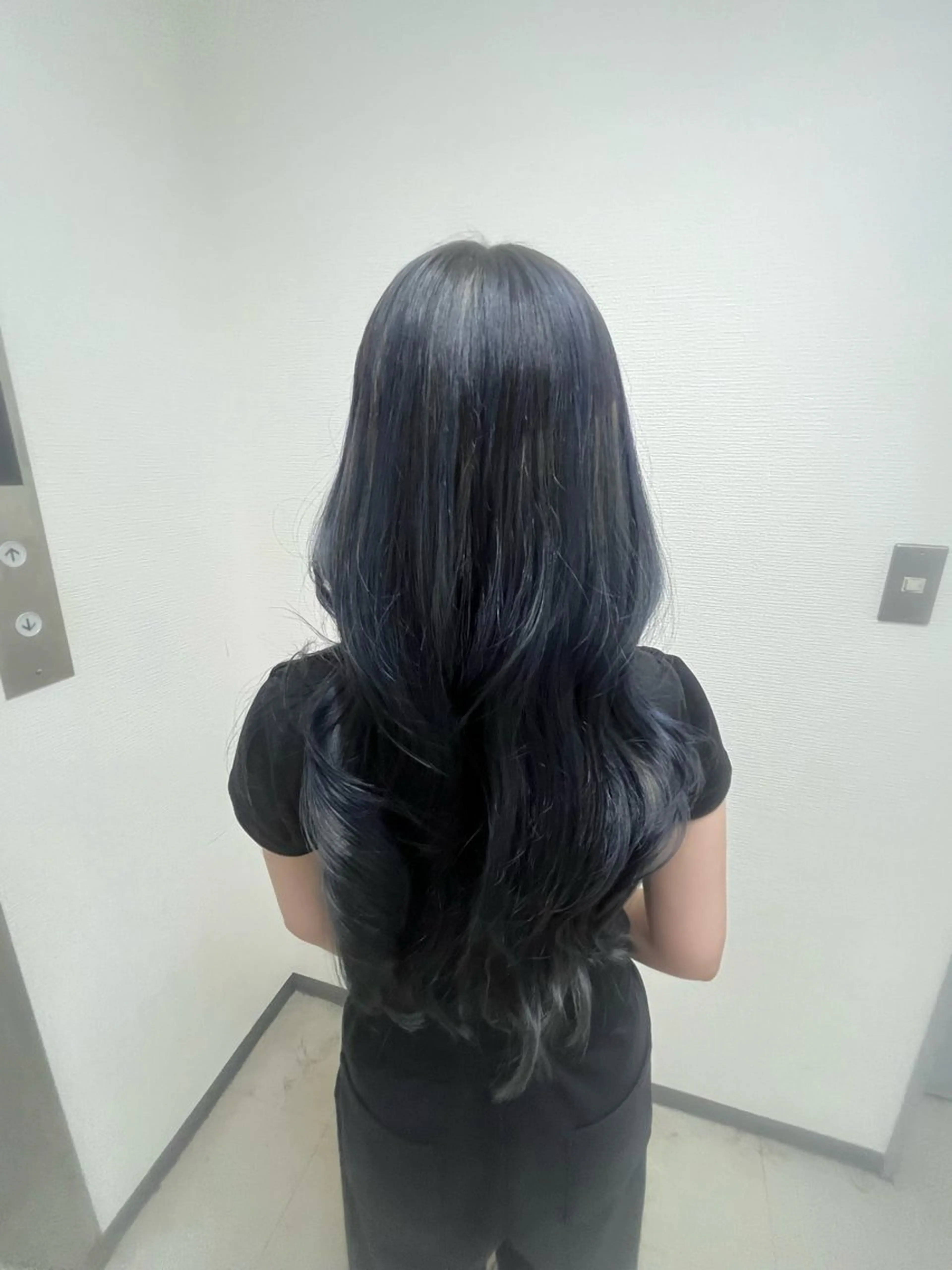 ロング ヘアカラー トリートメント 艶髪ハイトーンカラー 渋谷🎀ririkaのヘアスタイル