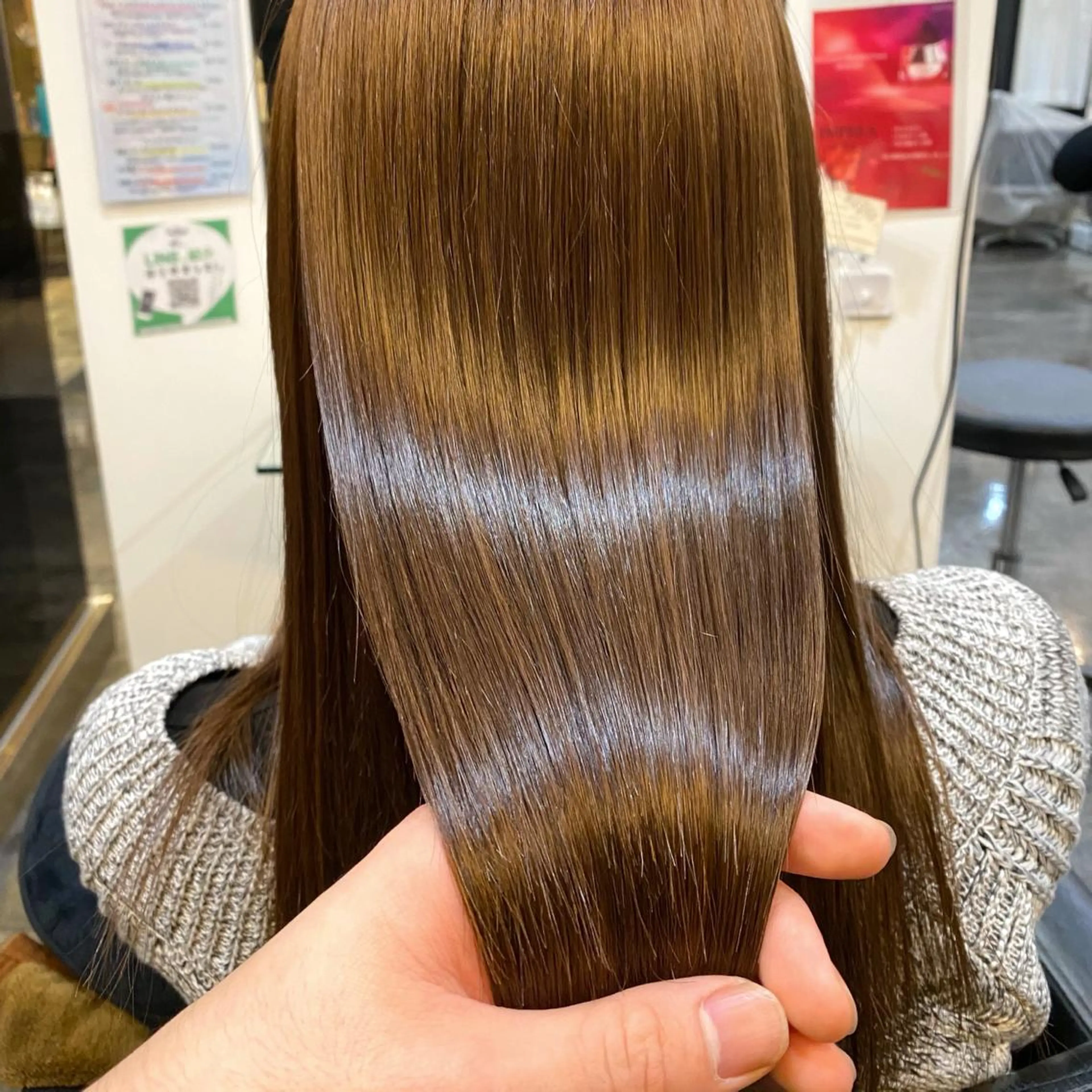 ロング ボブ ハイライト 髪質改善 ヘアカラー トリートメント 山下 祐輝のヘアスタイル