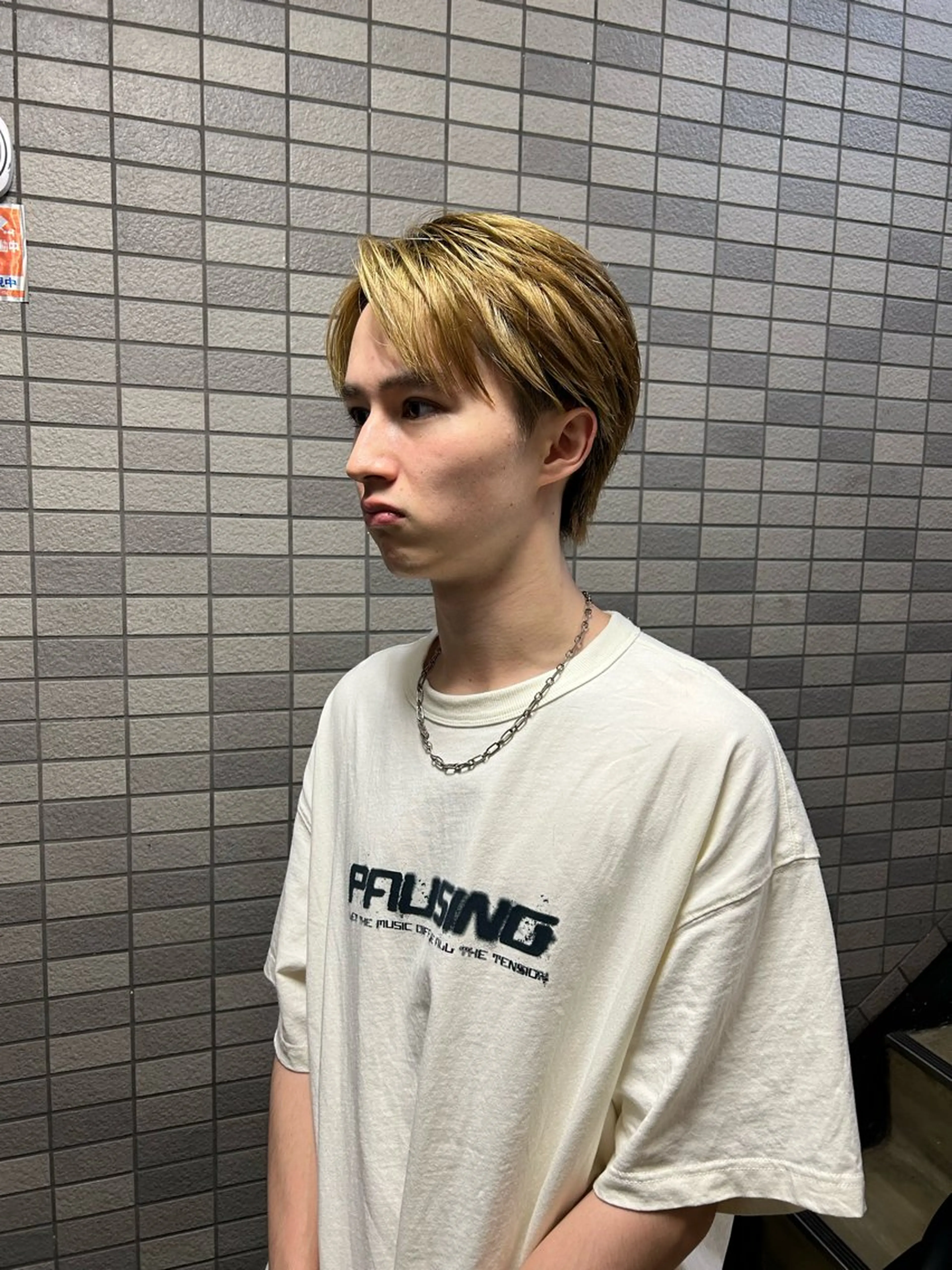 ショート カラー メンズ メンズブリーチ メンズハイライト メンズインナーカラー メンズパーマ プードルパーマ 💈メンズ短髪特化 ✂︎伊藤大輝💈のヘアスタイル