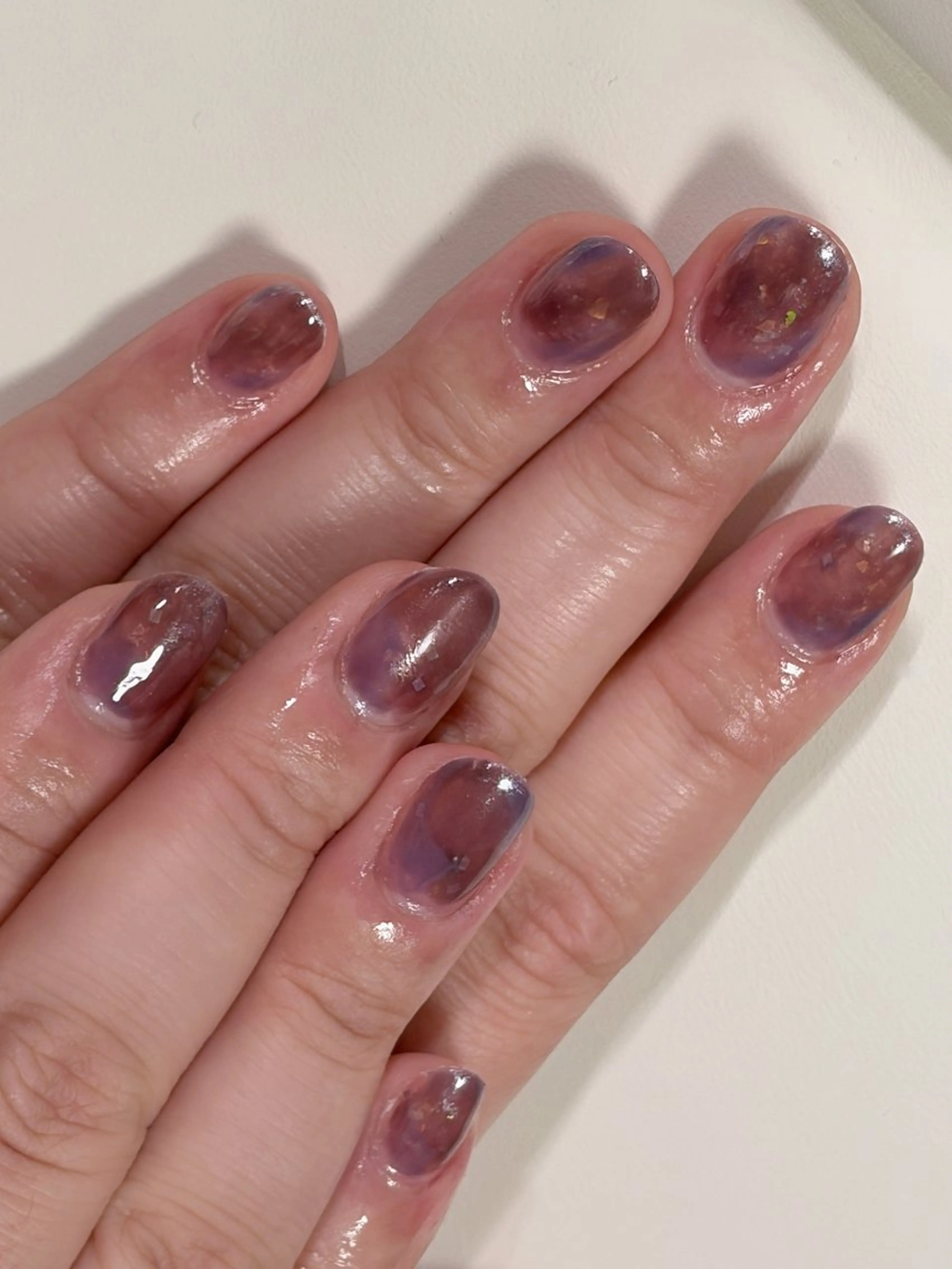 ネイル 韓国ネイル ラメ(グリッター) ニュアンスネイル シンプルネイル ワンホンネイル ハンドネイル haku mioのネイルデザイン