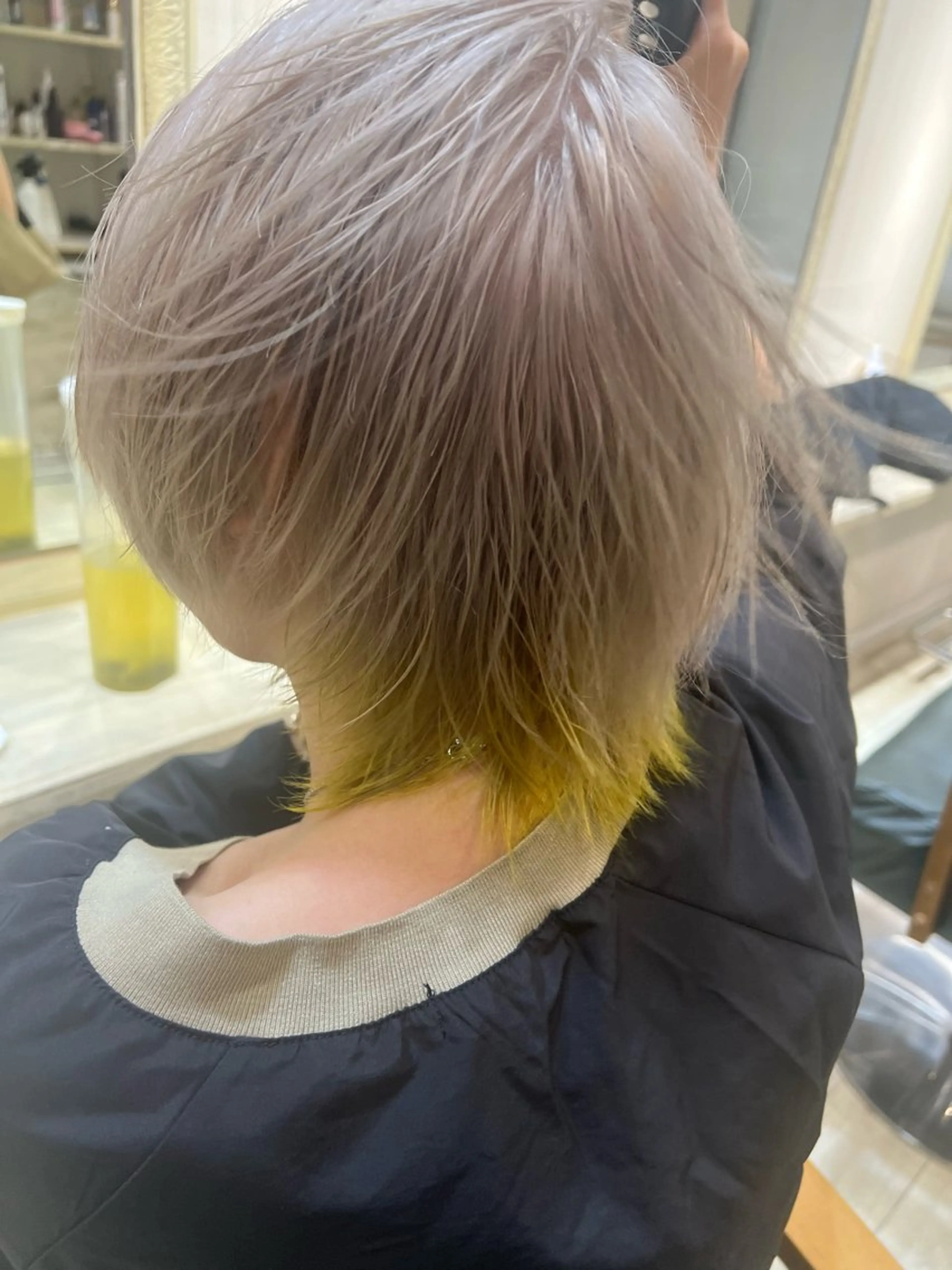 割引半額以上✂︎スタイルチェンジのカット+ブリーチリタッチ(根本2cmまで)+カラー全体の写真