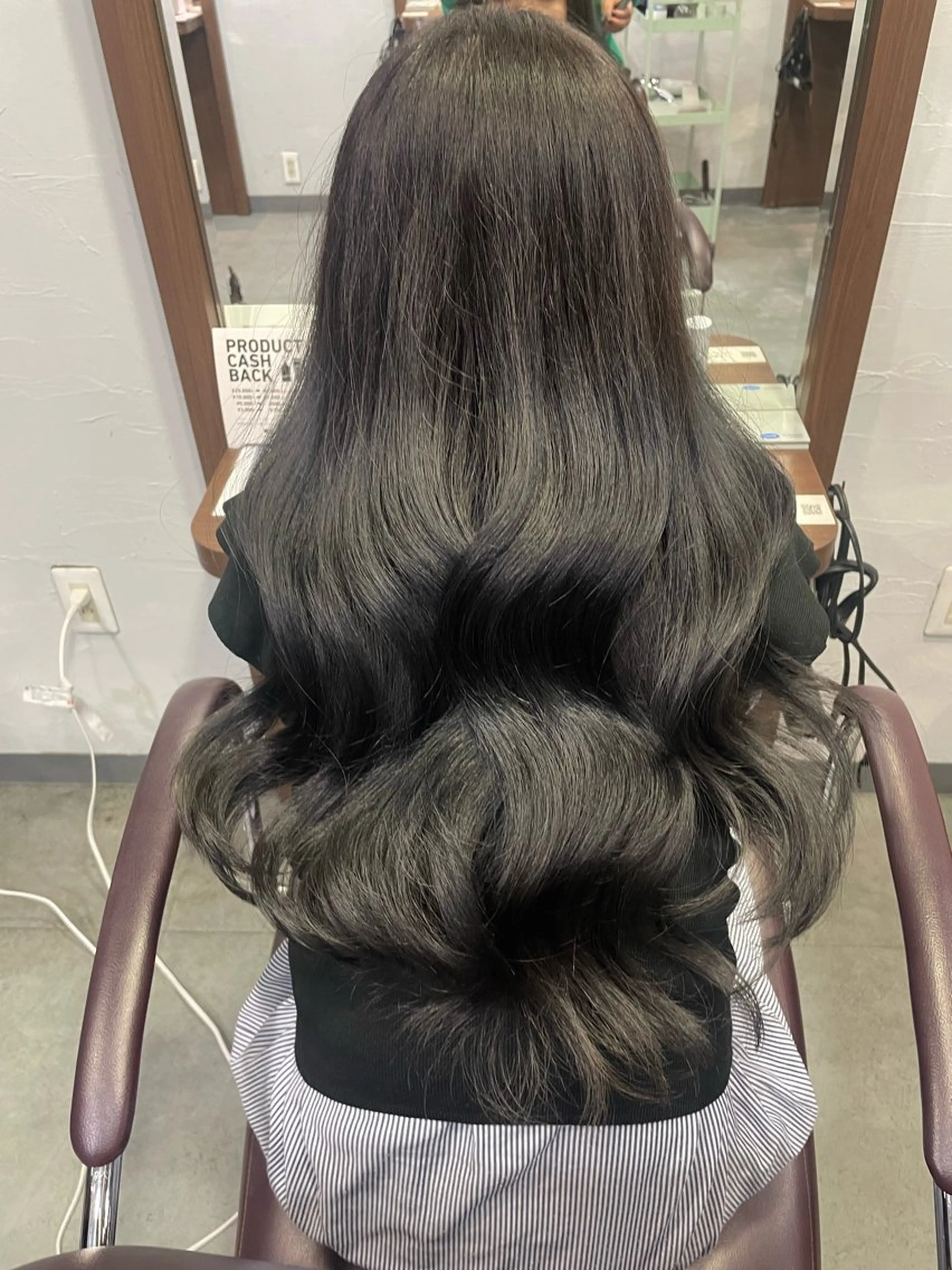 ロング 村上 奈乃果のヘアスタイル