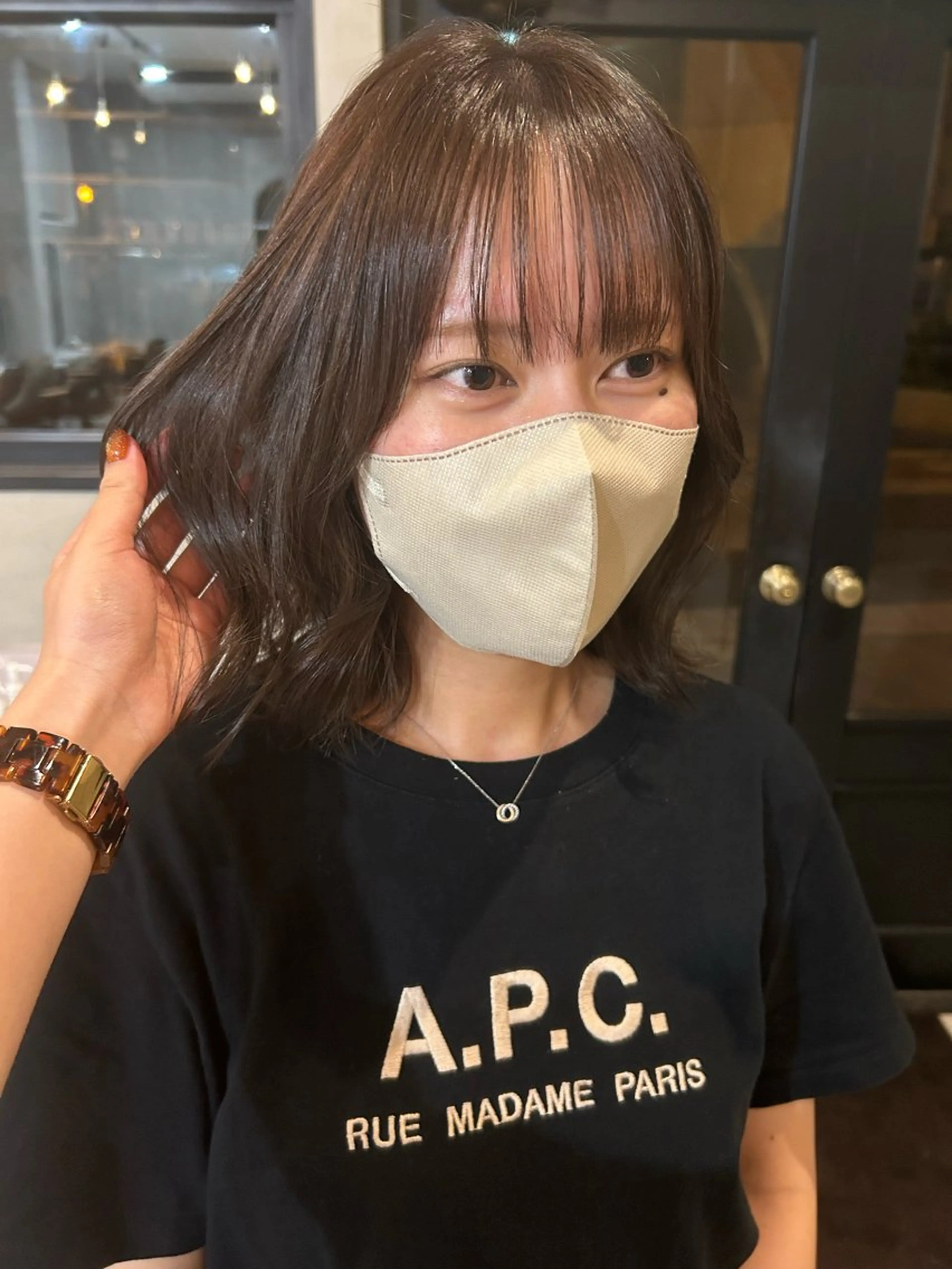 カラー ベージュカラー ダブルカラー オリーブベージュ 古澤 芽依のヘアスタイル