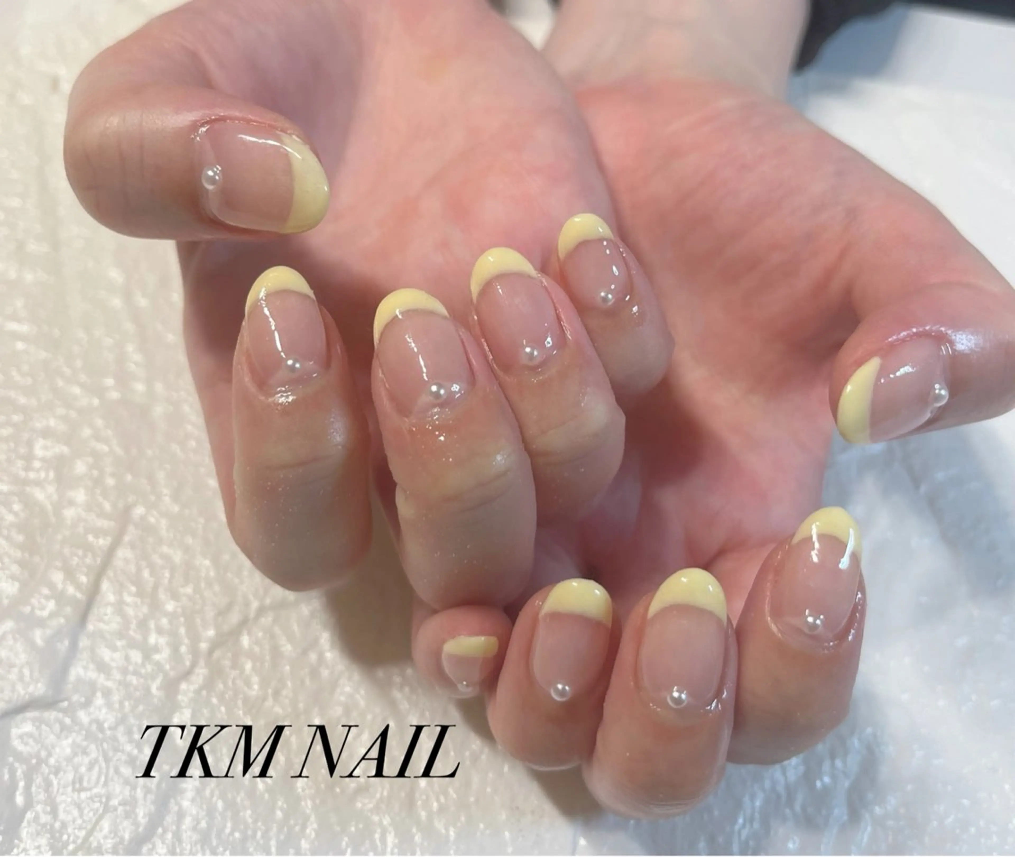 ネイル フレンチネイル シンプルネイル 黄色 ______ TKM  NAILのネイルデザイン