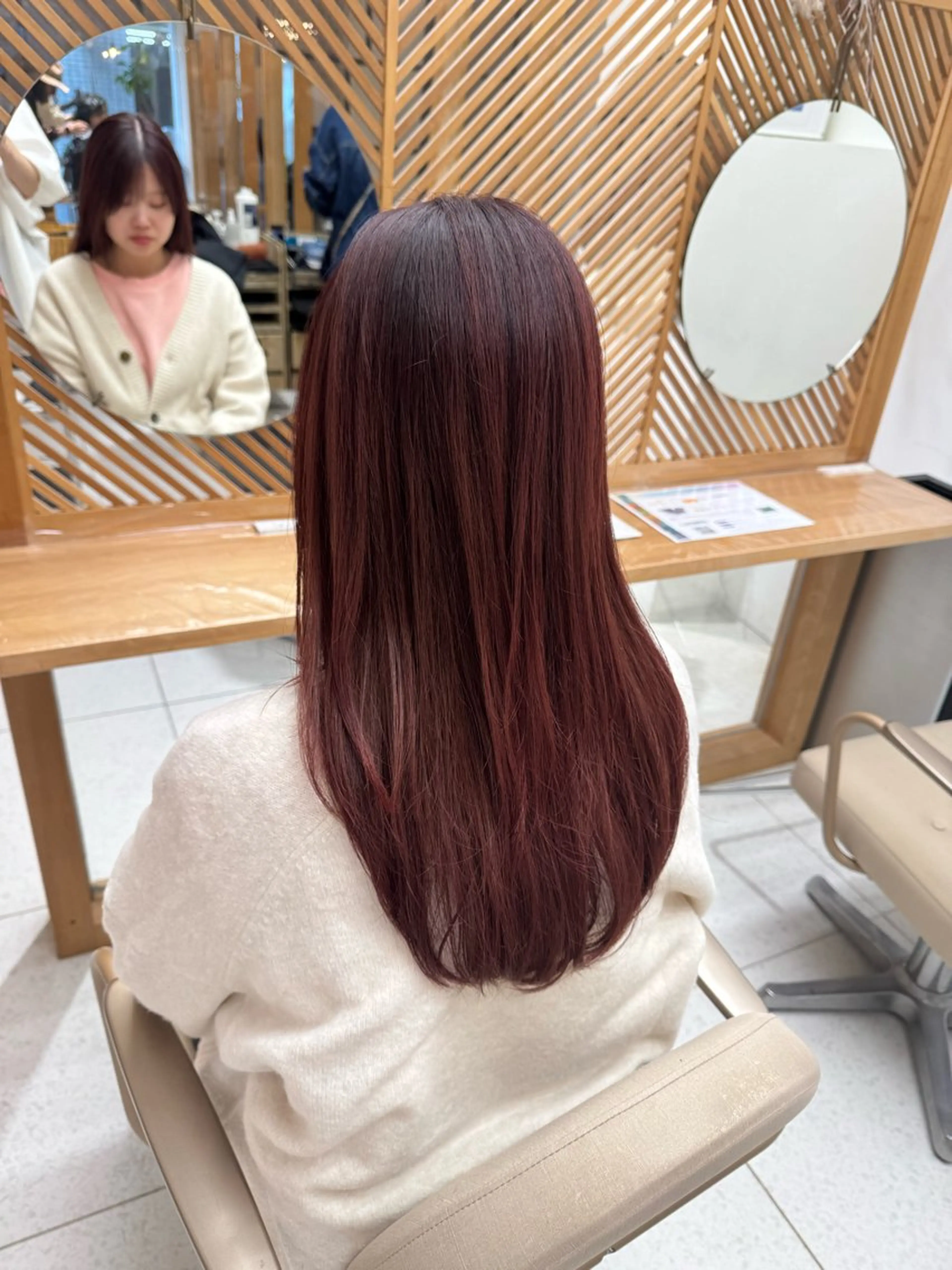 ロング カラー 山内 瑞穂のヘアスタイル