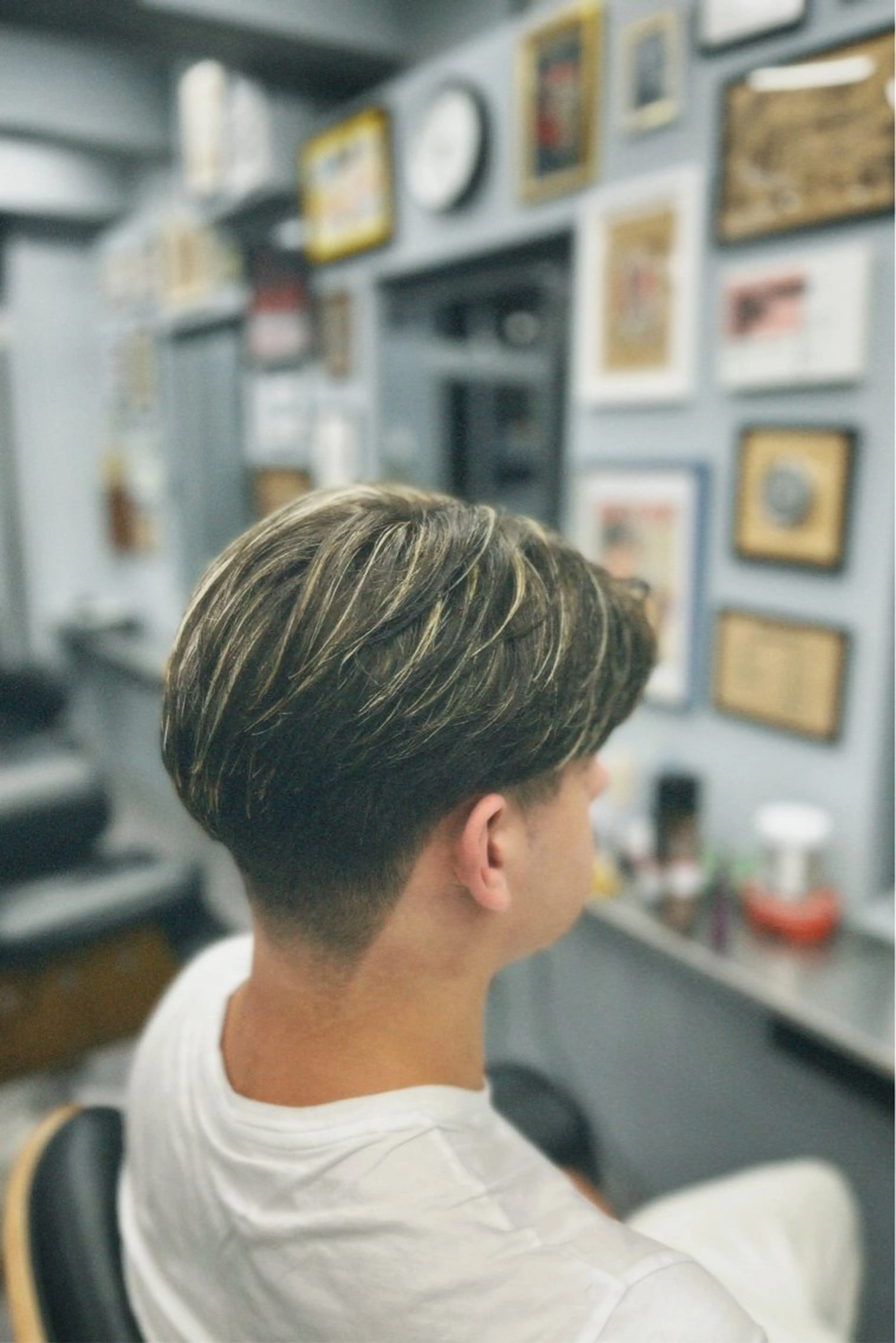 ミディアム カラー メンズ ミディアムパーマ センターパート フェードカット マッシュ メンズパーマ 池袋メンズパーマ フェード純平のヘアスタイル