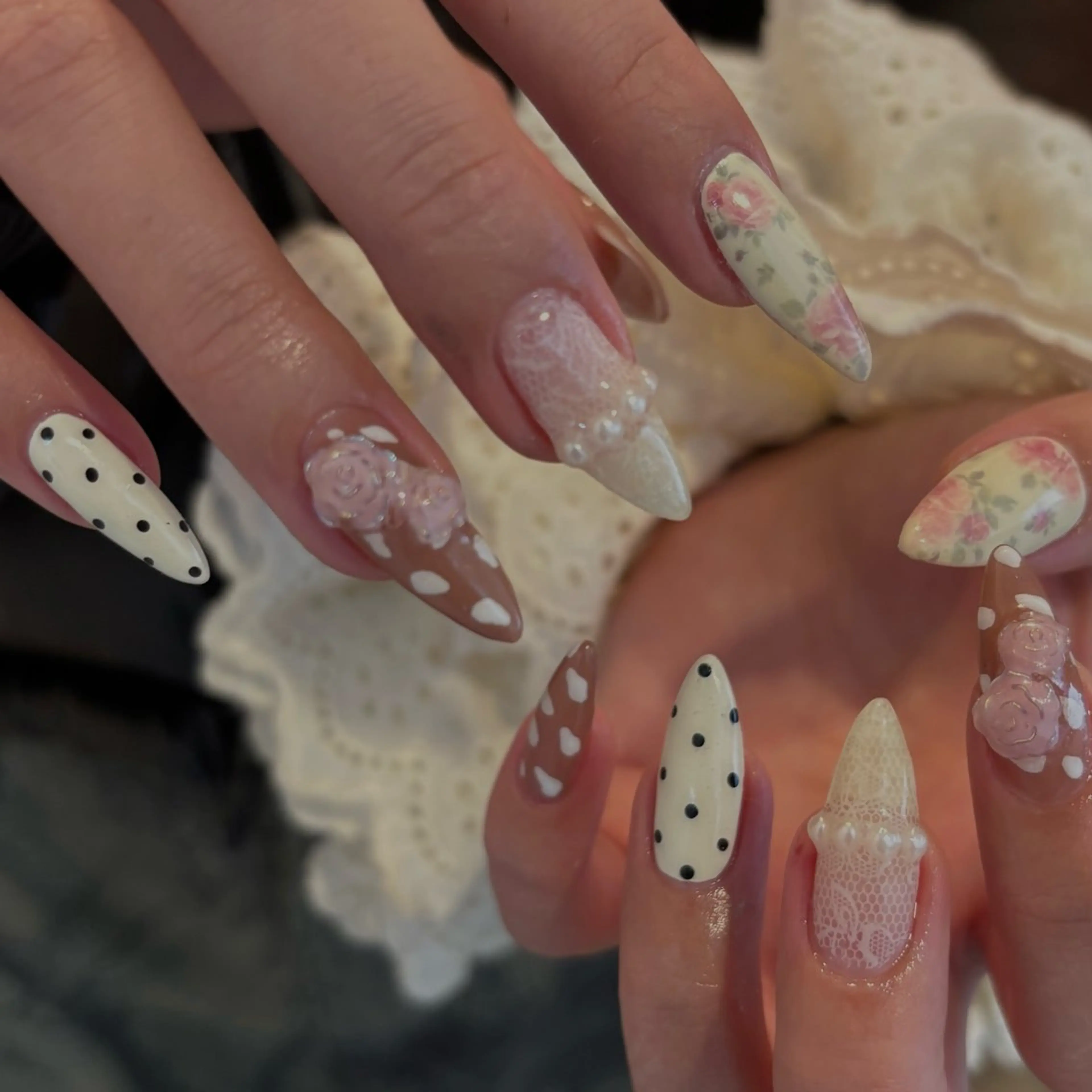 ネイル ハンドネイル フットネイル yuri / 個性派nailのネイルデザイン