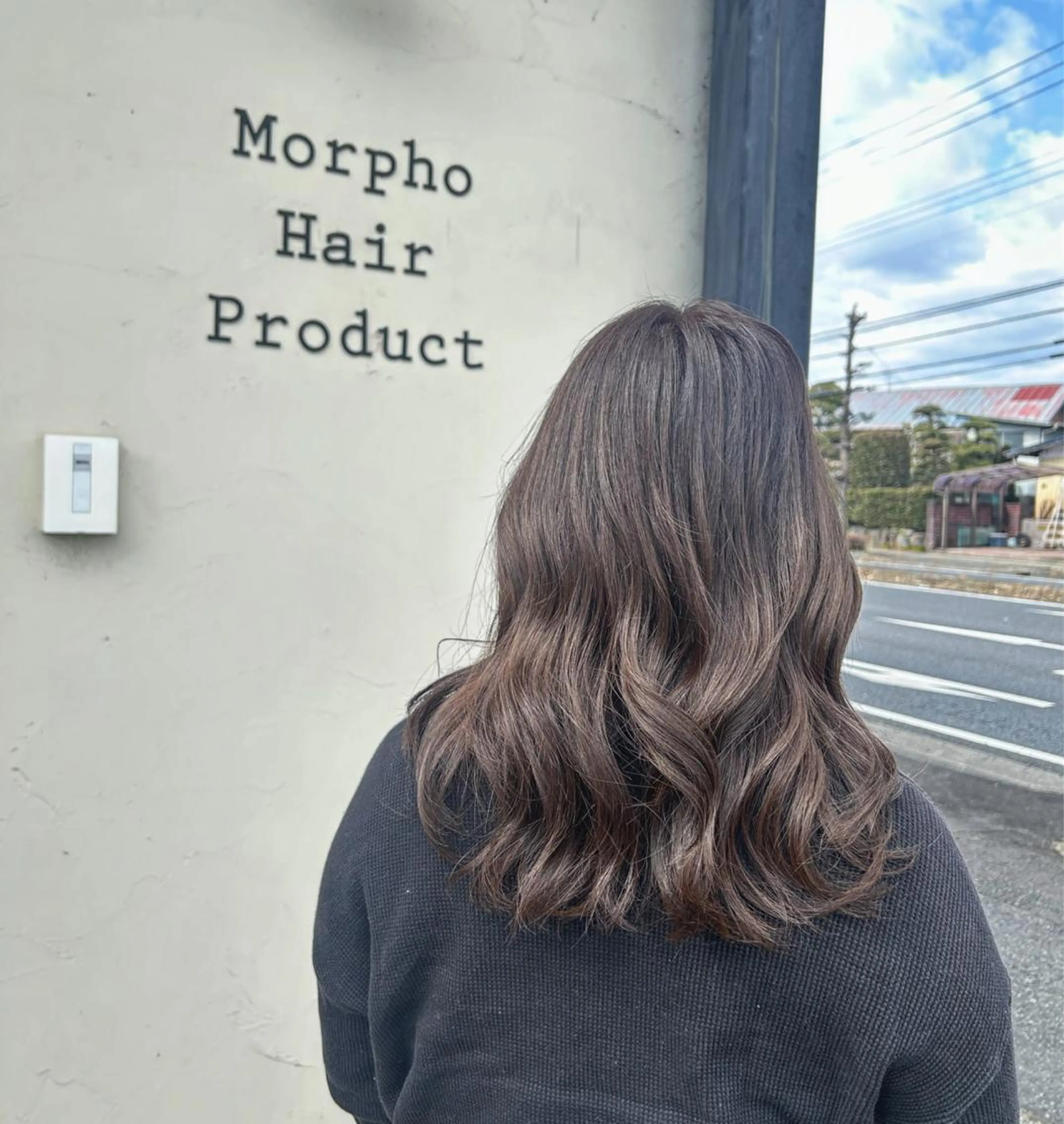 ロング カラー ブリーチ グレージュ ブリーチなしカラー カット パーマ 井上 花音のヘアスタイル