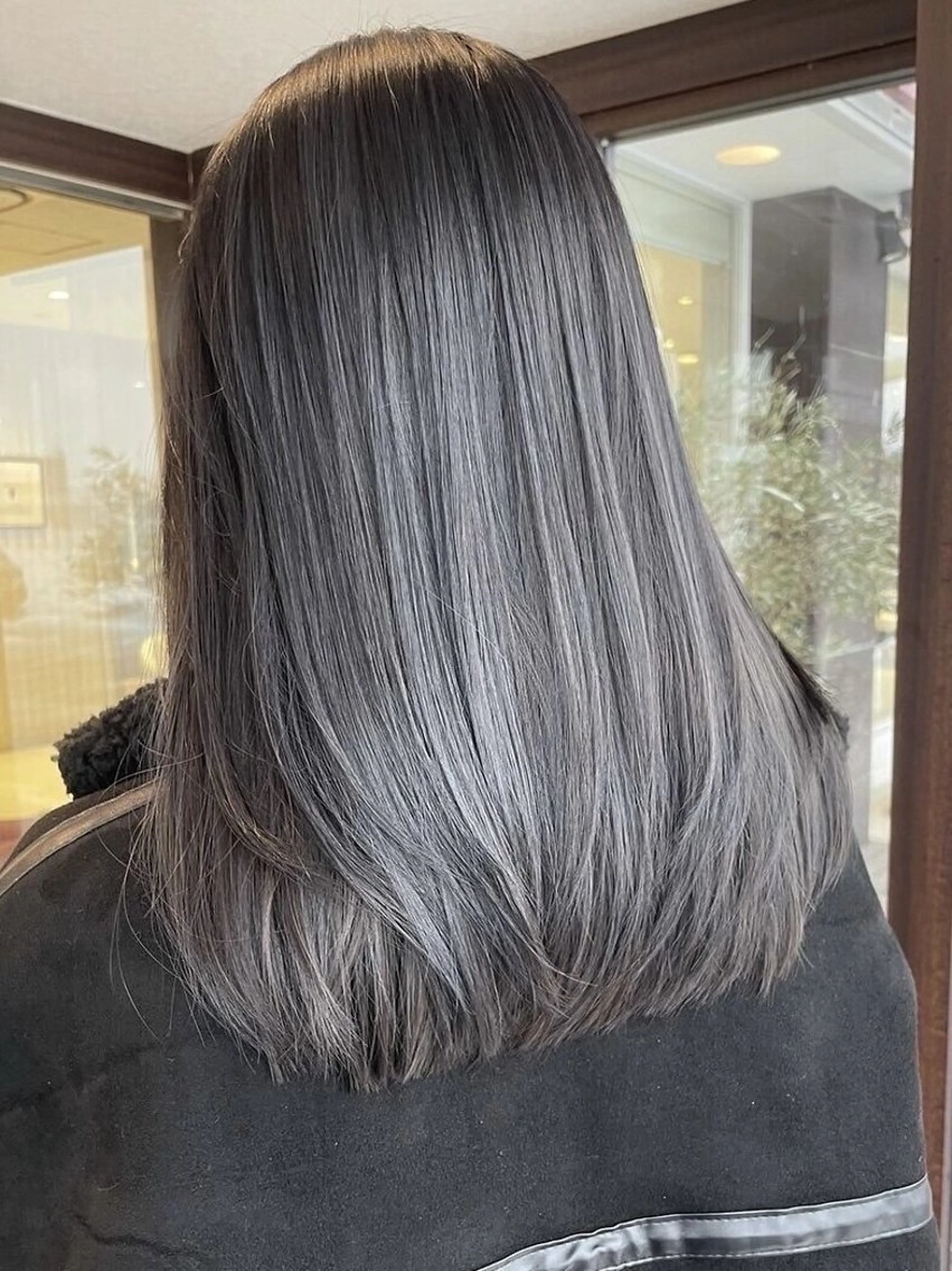 カラー 🪄🫧エクステ/ 神田衣織のヘアスタイル