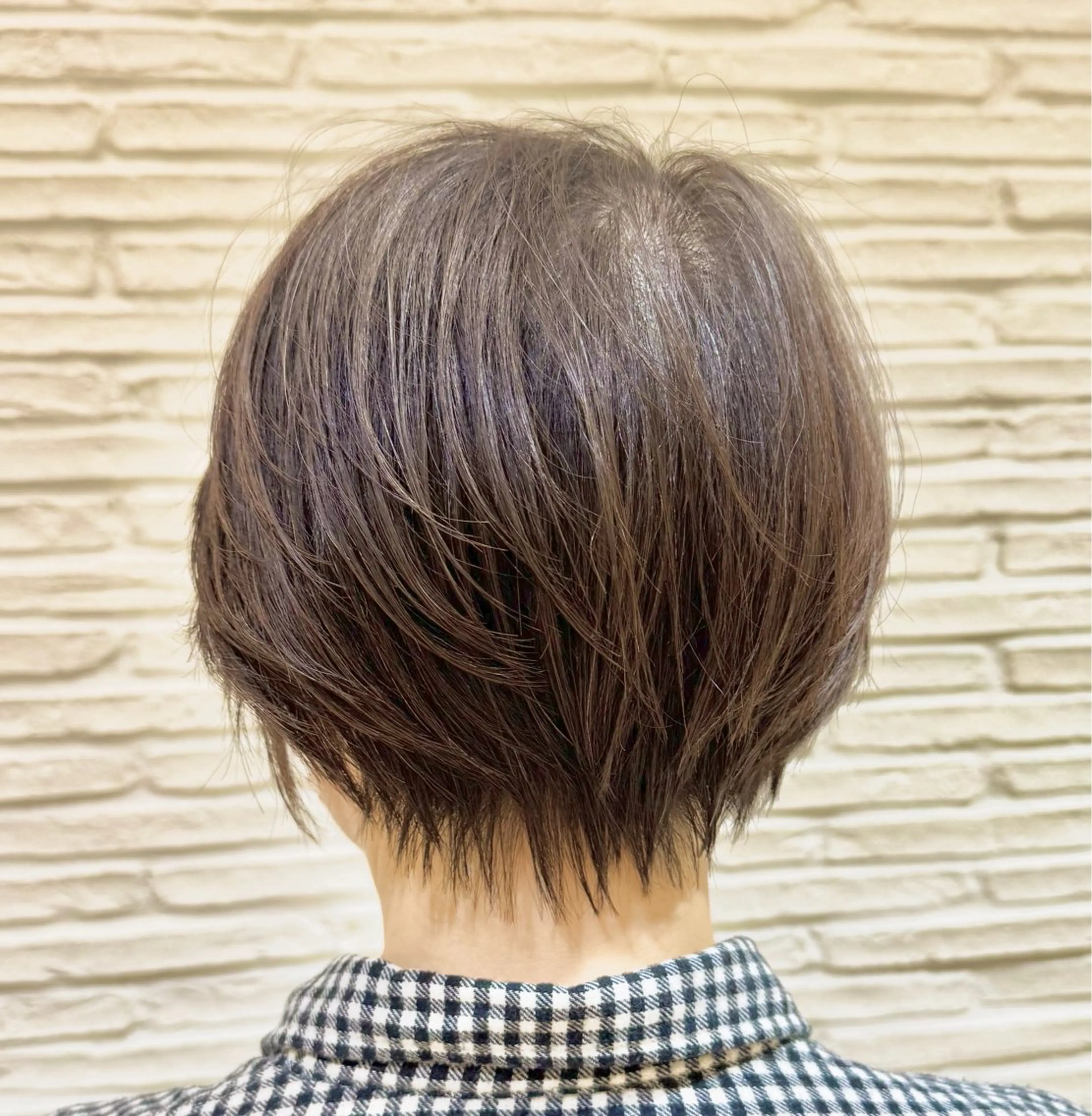 ショート カラー ベージュカラー くびれヘア ショートヘア amie by AFLOAT 浦和店のヘアスタイル