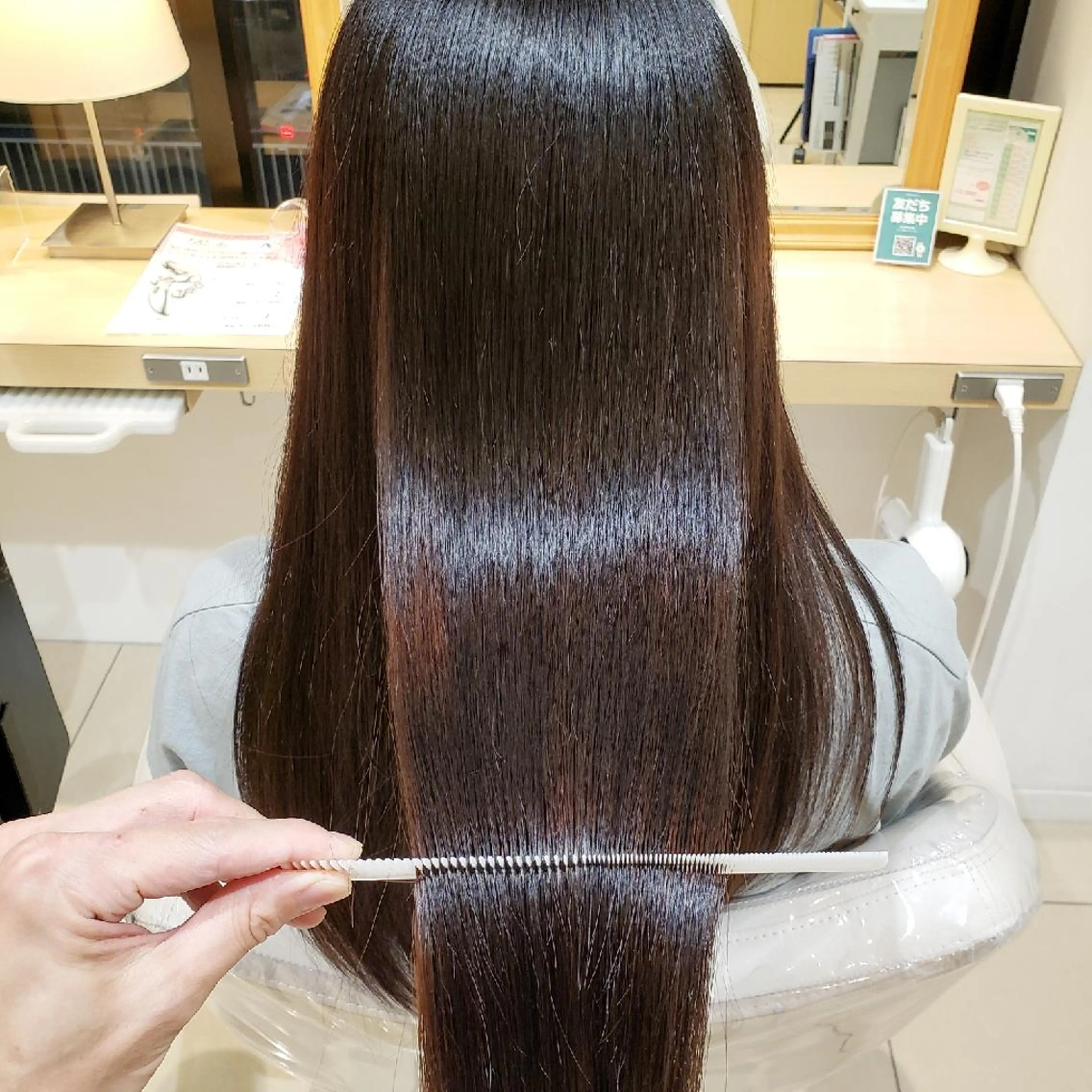 ロング パーマ カット 縮毛矯正 トリートメント 美髪⭐︎髪質改善 井上　康司のヘアスタイル