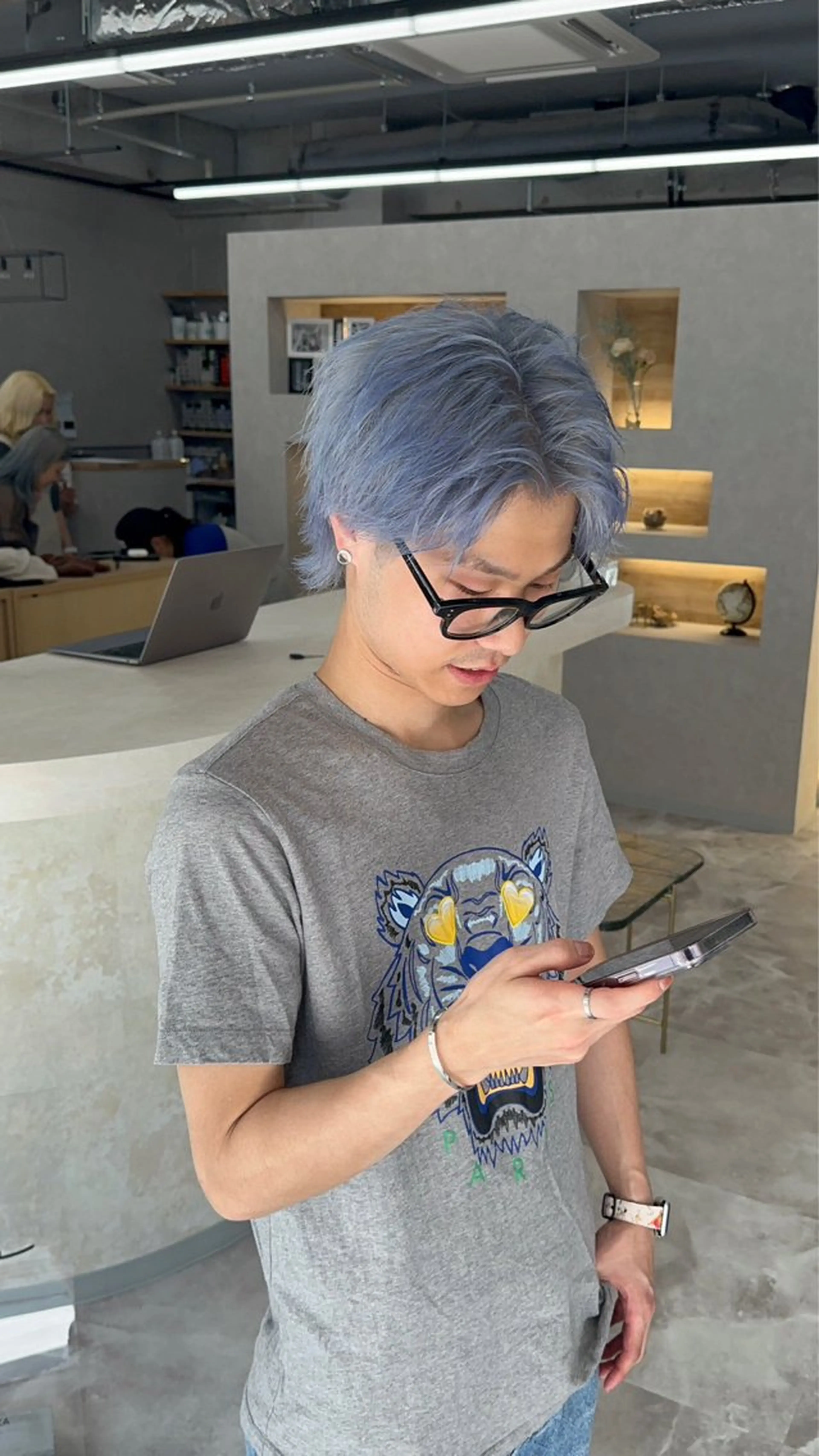 ショート カラー メンズ メンズブリーチ メンズ韓国風 波巻きパーマ ブリーチ 透明感カラー ✨武内凌太✨ 複雑履歴/ムラ修正のヘアスタイル
