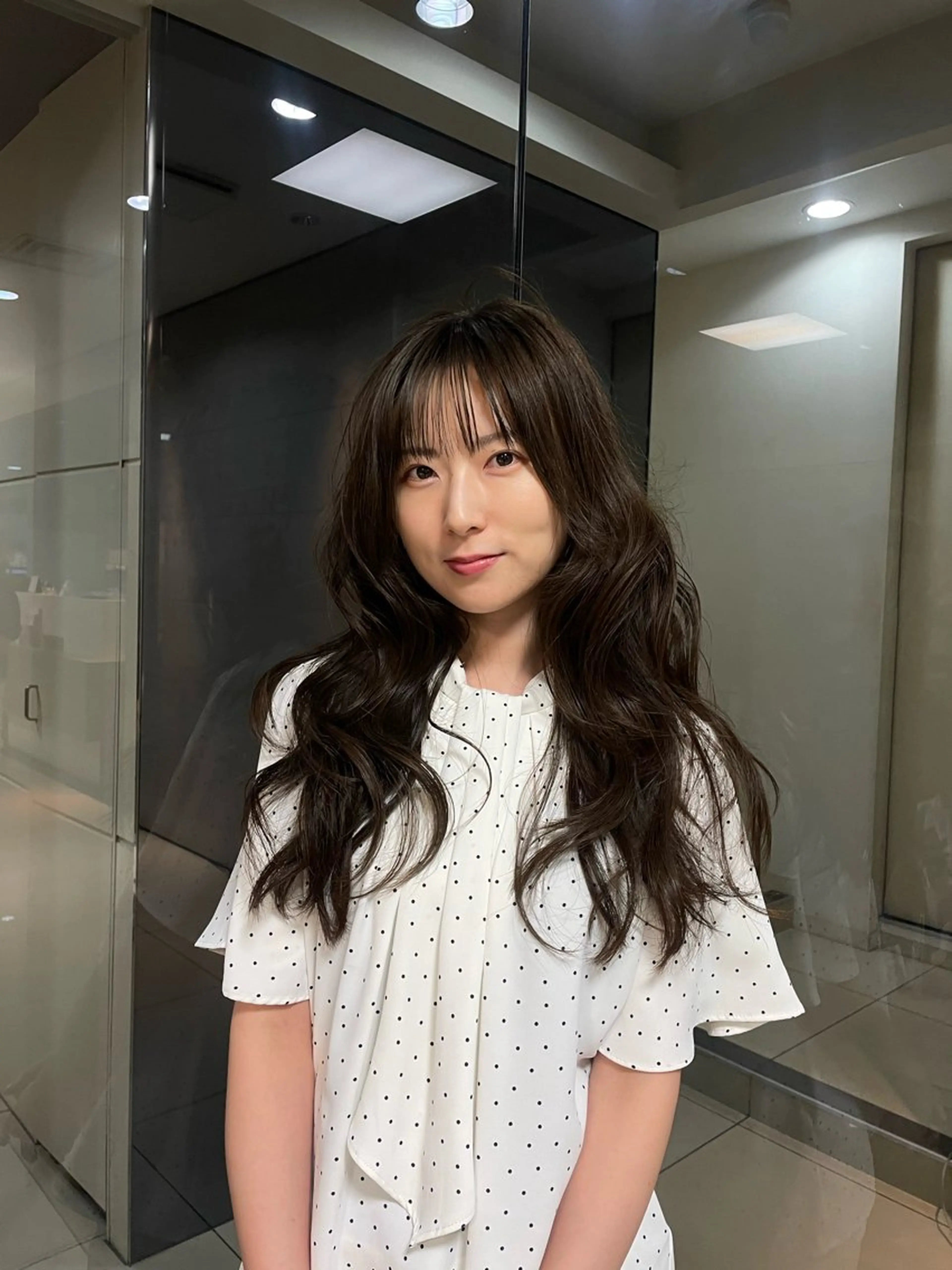 ロング カラー 垢抜け小顔レイヤー オリーブ/スミレのヘアスタイル