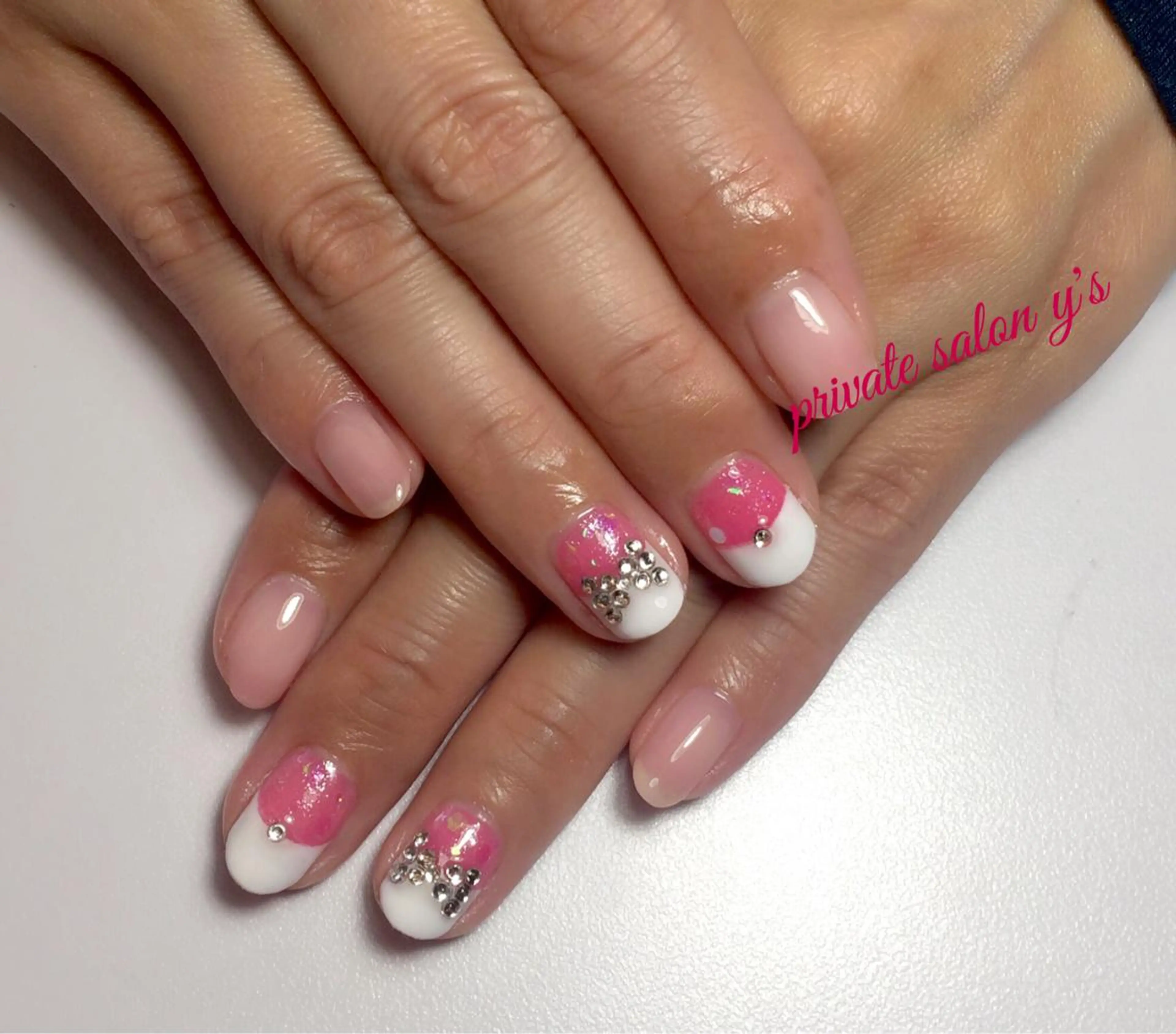 ネイル y' sのネイルデザイン