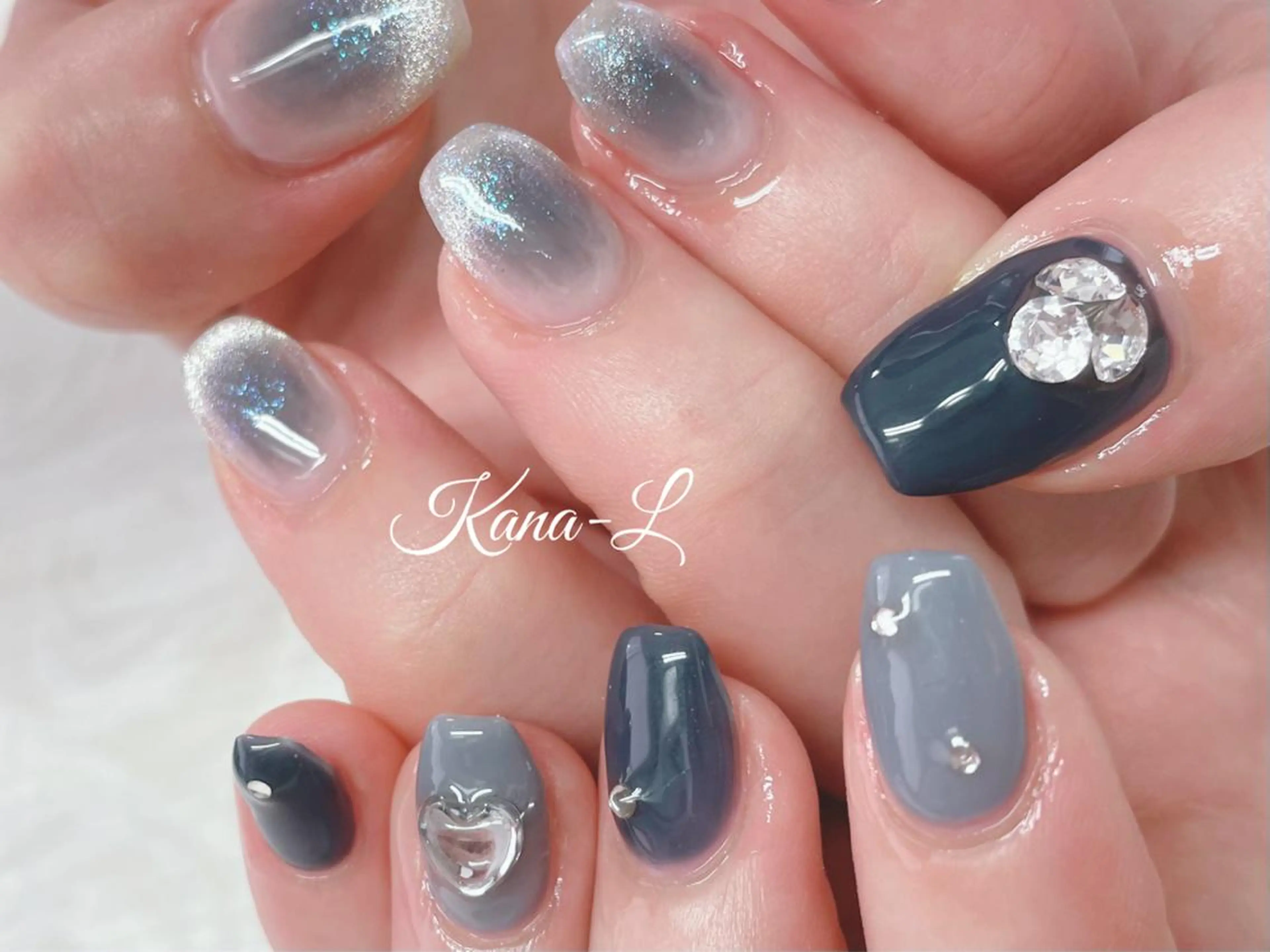 カラー ネイル ブルーカラー ブルー チークネイル フレンチネイル ジェルネイル 芦辺 香奈のネイルデザイン