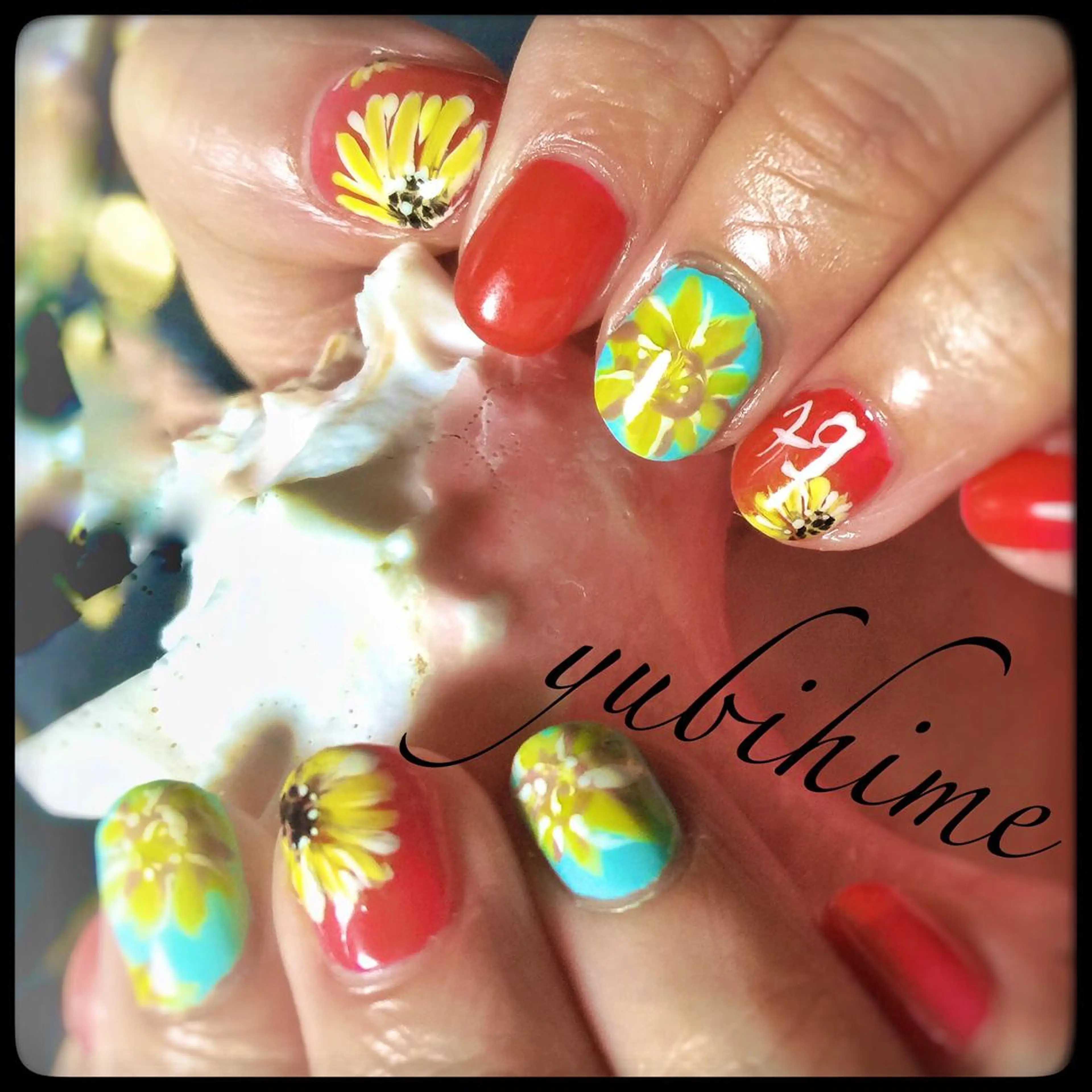 ネイル ARTスクールサロン お・タマゴのネイルデザイン