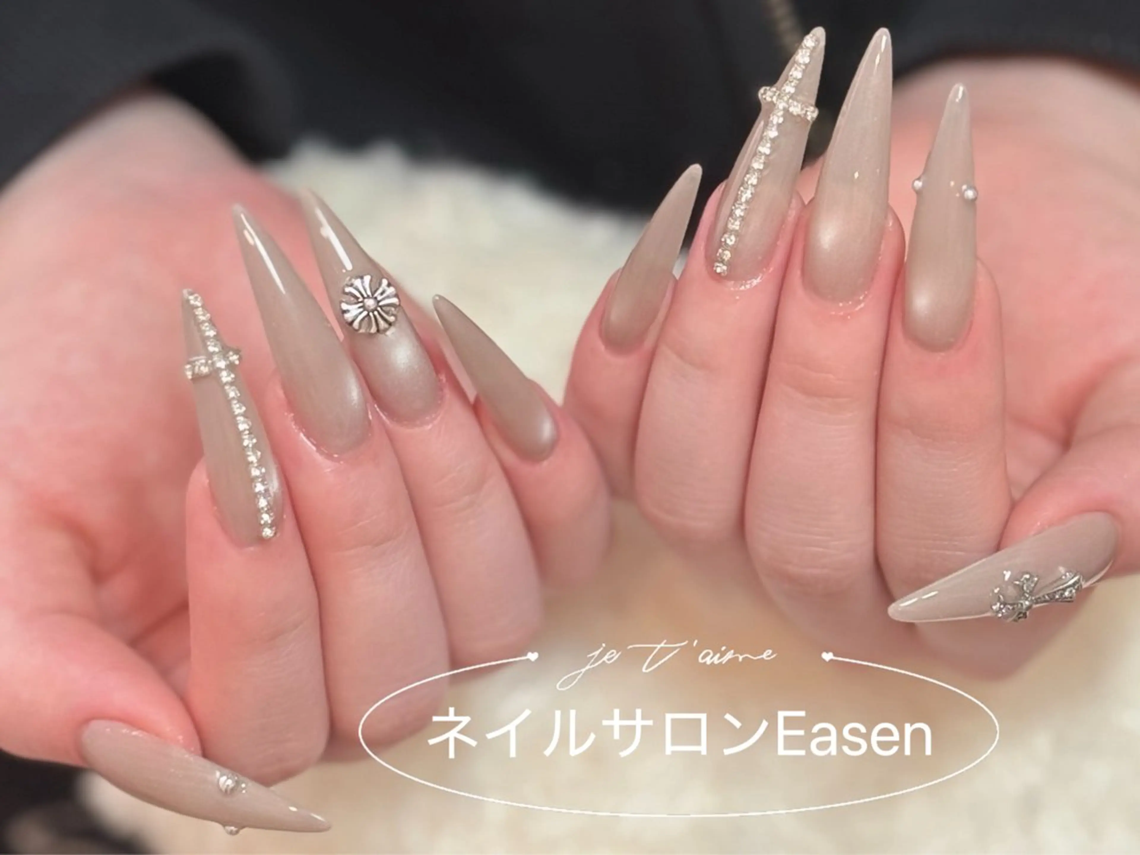 ネイル ネイルサロン Easenのネイルデザイン