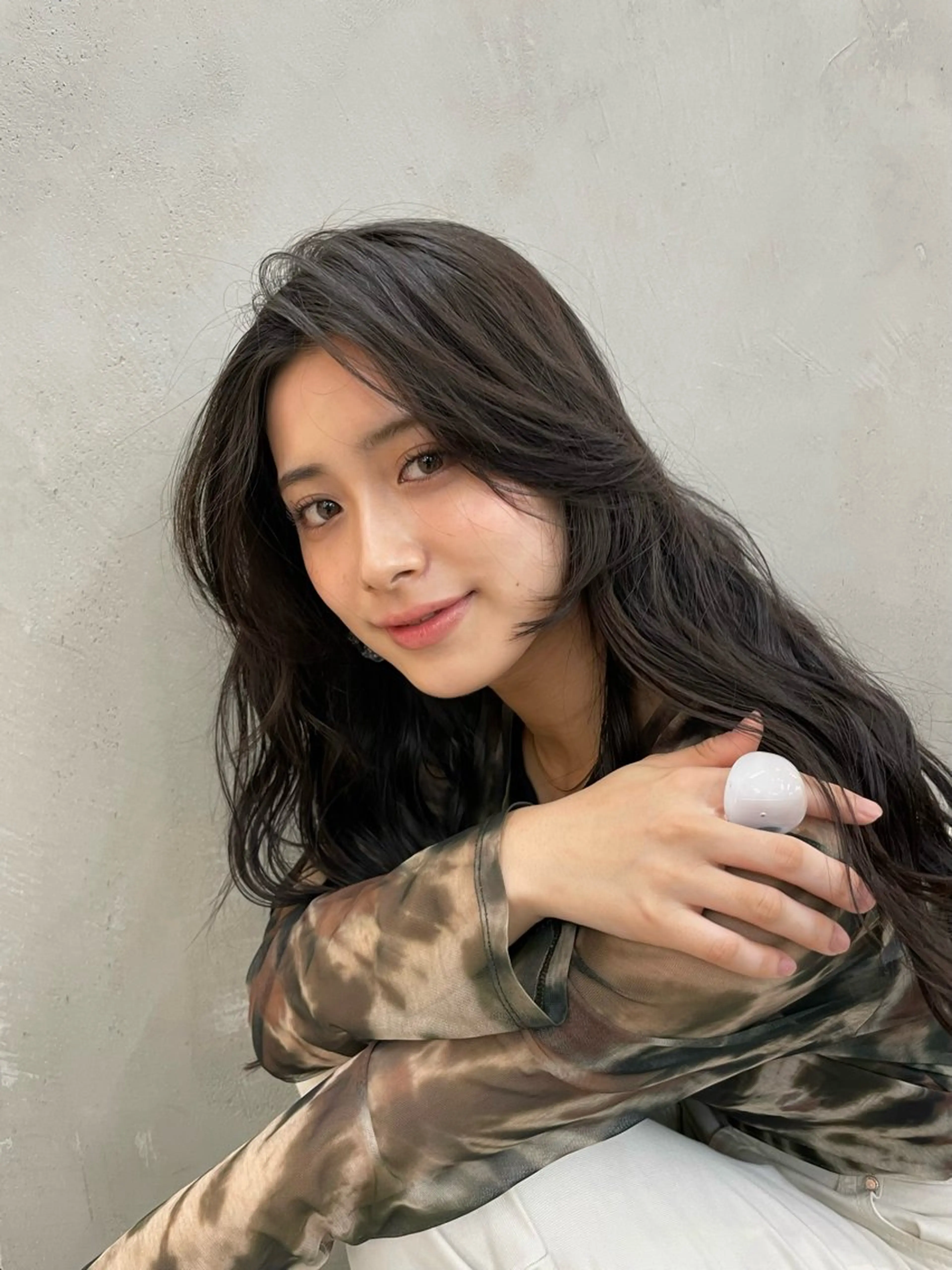 ロング カラー 藤原 凜香のヘアスタイル