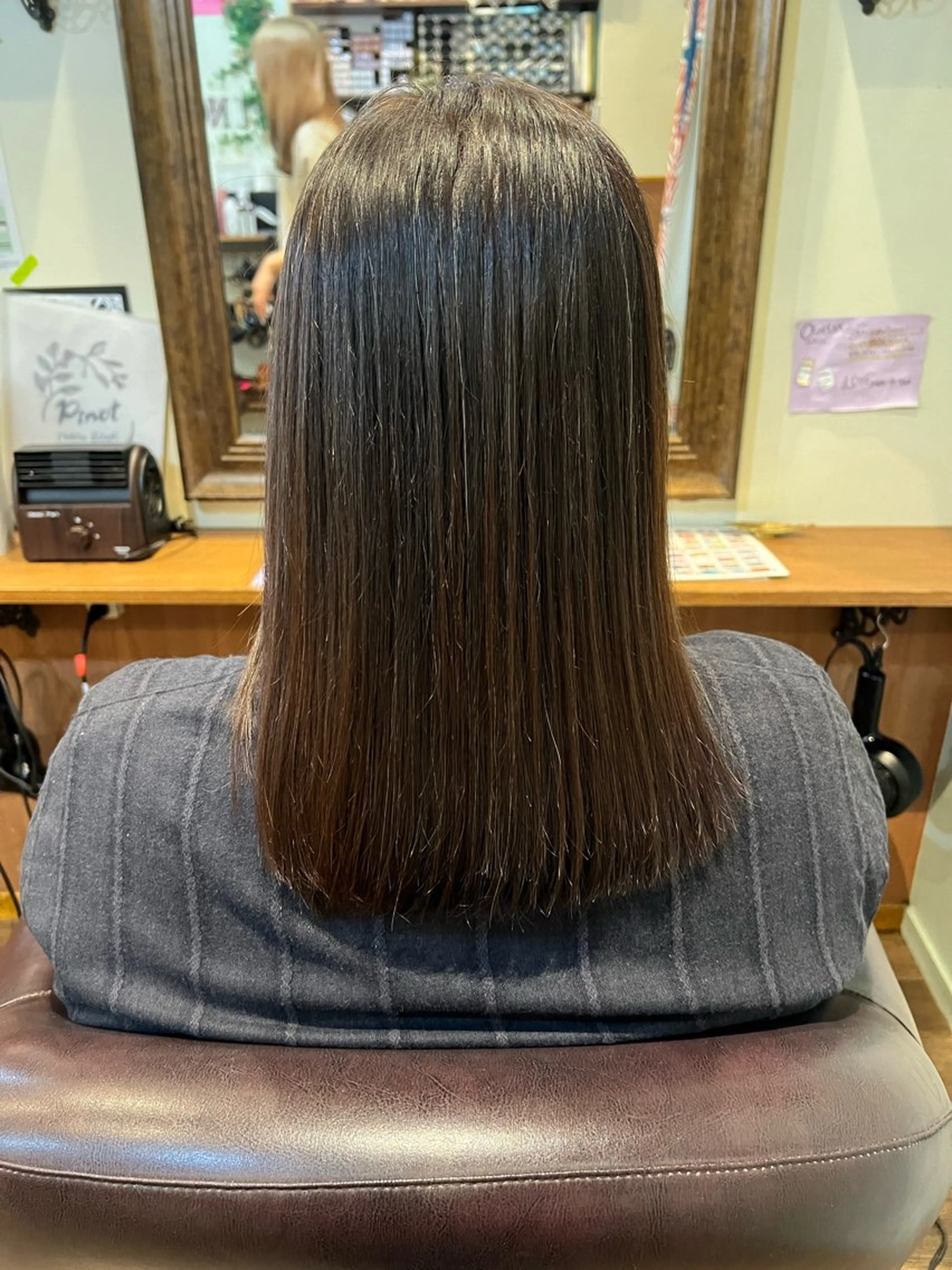 セミロング 縮毛矯正 PINOT梅田 MOKAのヘアスタイル