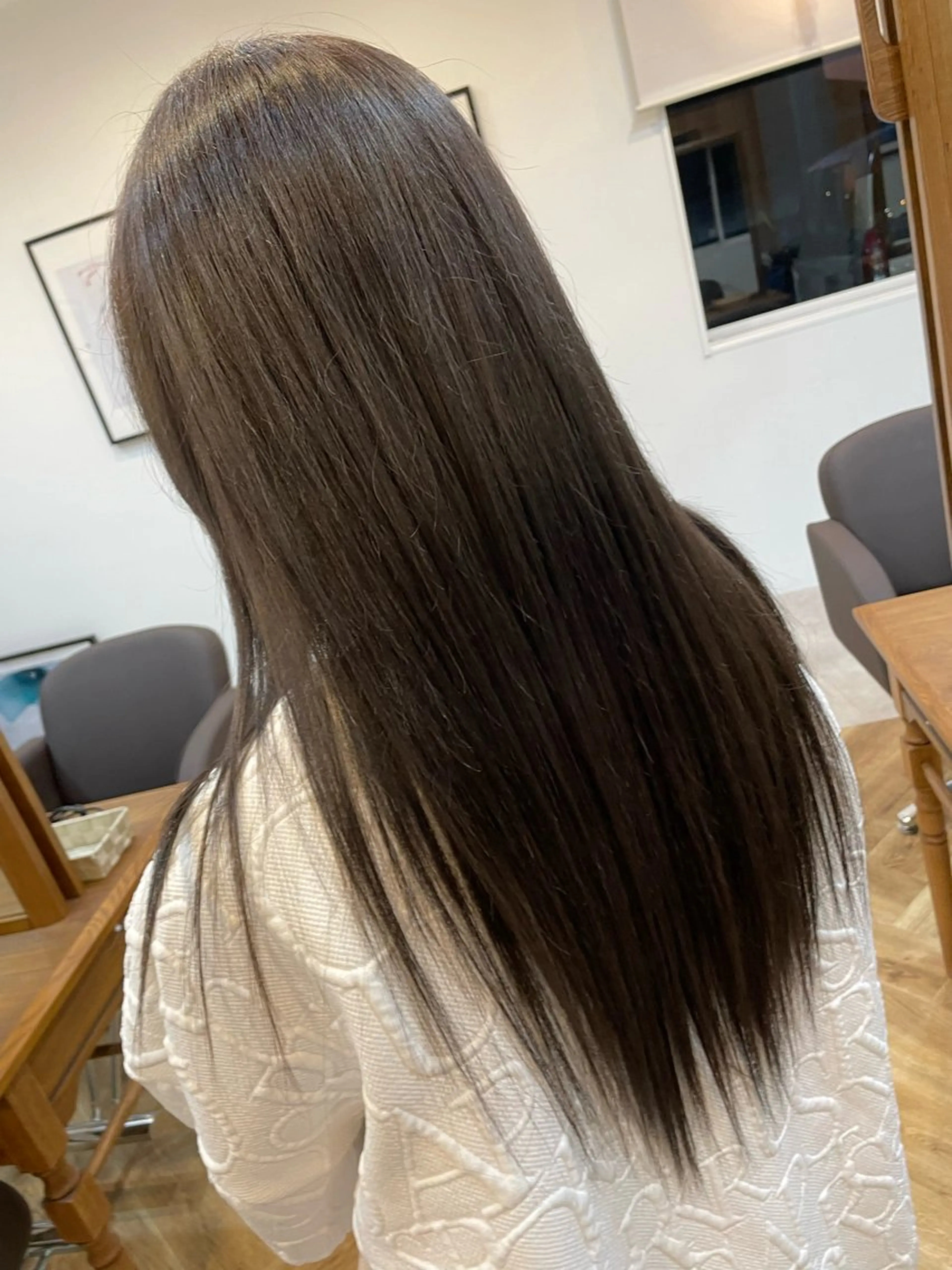 ロング カラー 大橋 綾子のヘアスタイル