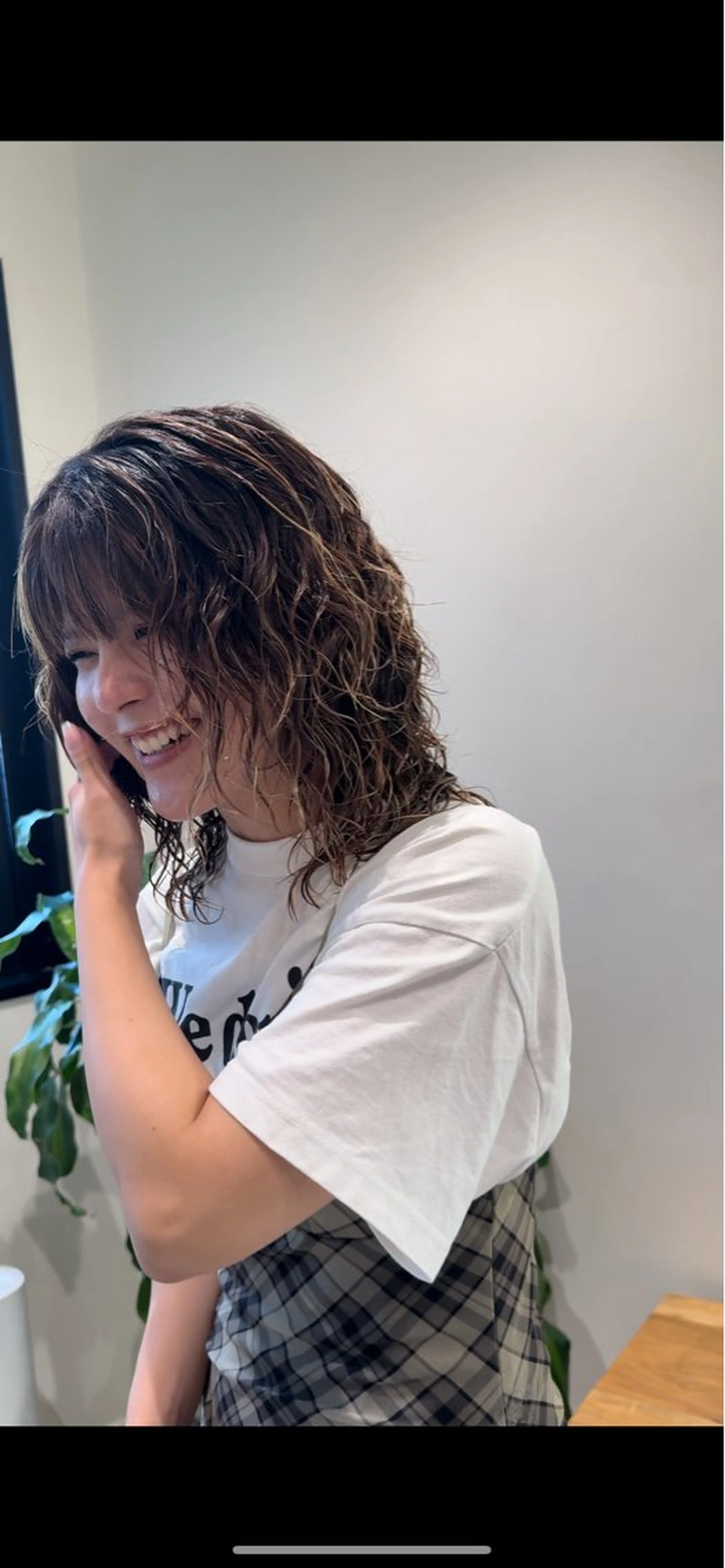 セミロング パーマ セミロングパーマ ハイライト カーリーパーマ/ 透明ｶﾗｰ/MIKUのヘアスタイル