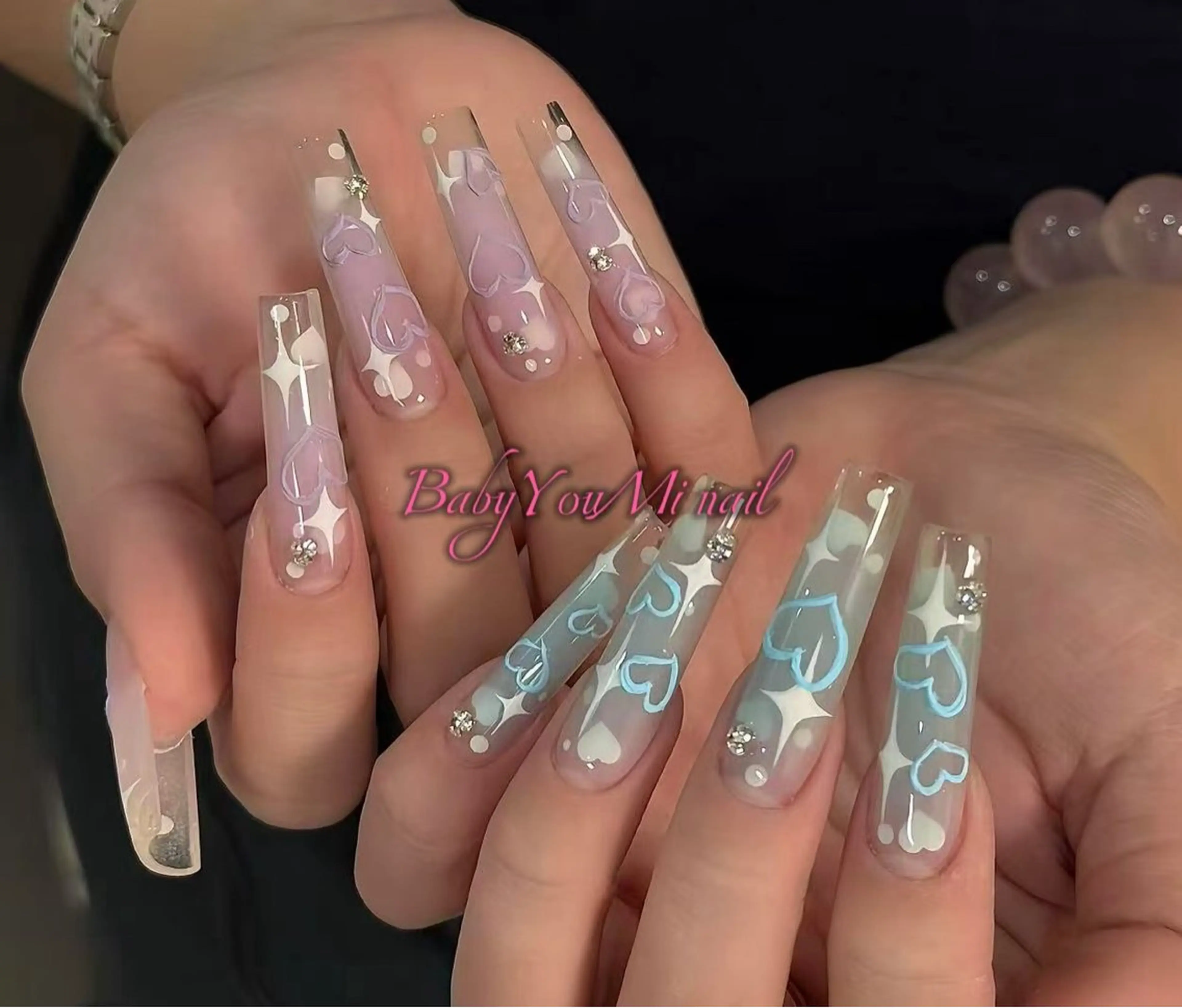 ネイル オーロラネイル フラワーネイル フットネイル フレンチネイル ジェルネイル ハンドネイル BabyYouMi nailのネイルデザイン