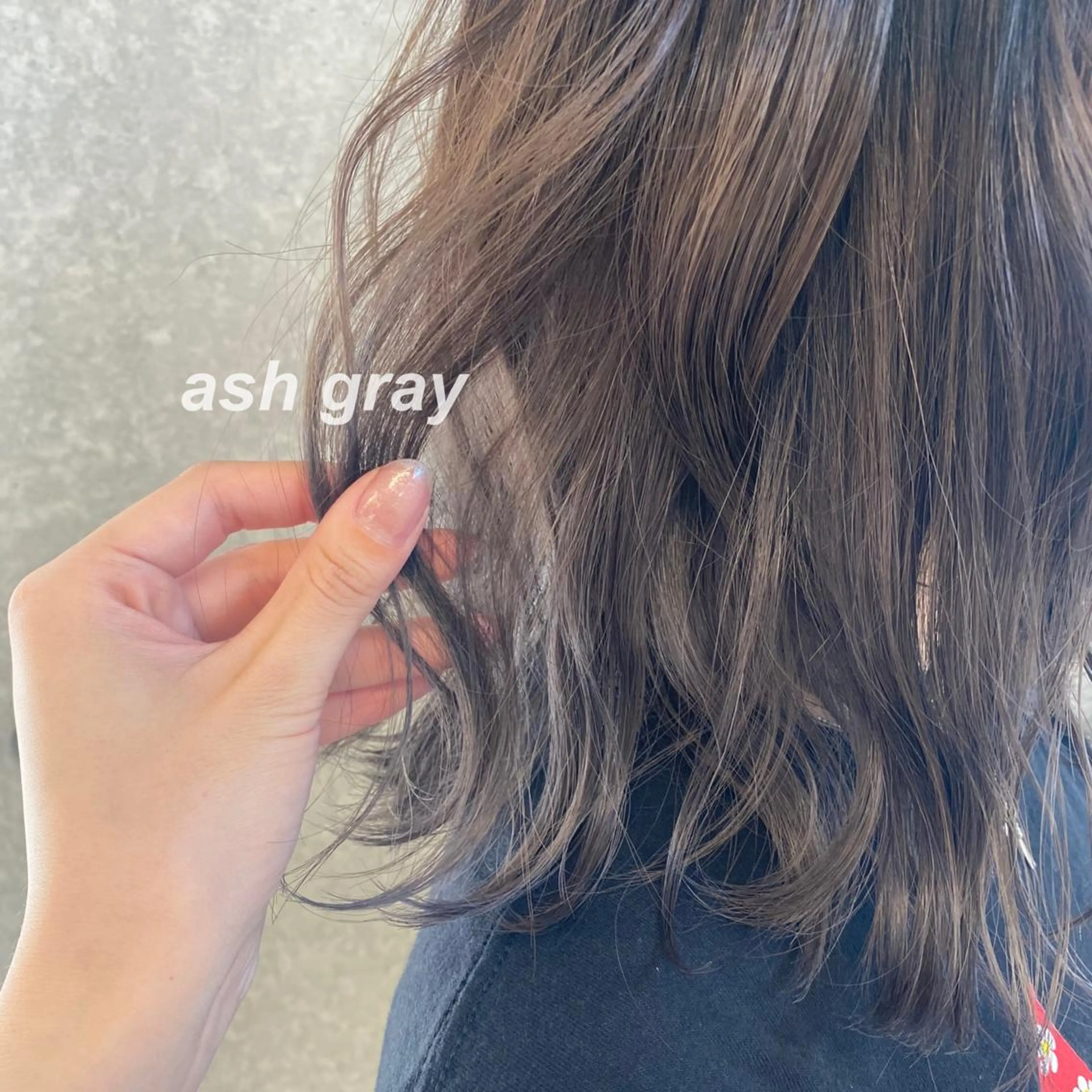 ミディアム カラー アッシュ アッシュグレー 透明感カラー カット ヘアカラー トリートメント ナツミ/透明感カラー /酸性縮毛矯正のヘアスタイル