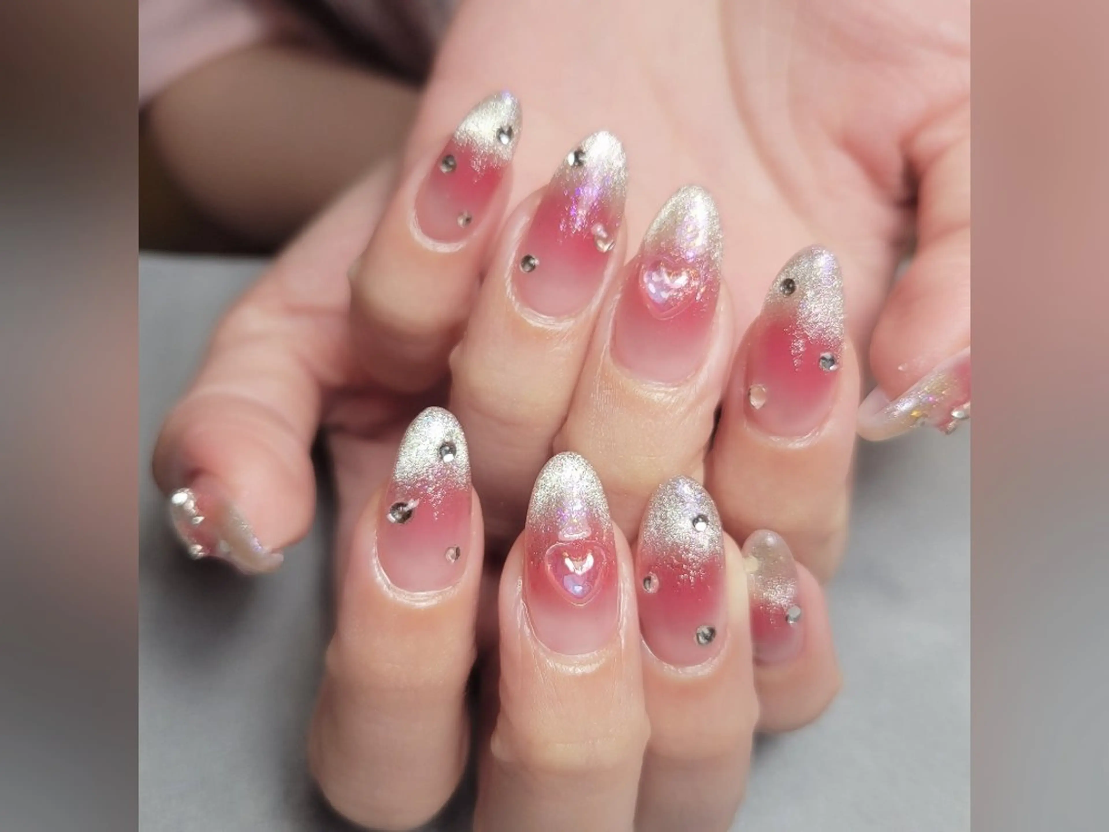 ネイル チークネイル ハート ハンドネイル MU5-nail 金山ネイルサロンのネイルデザイン