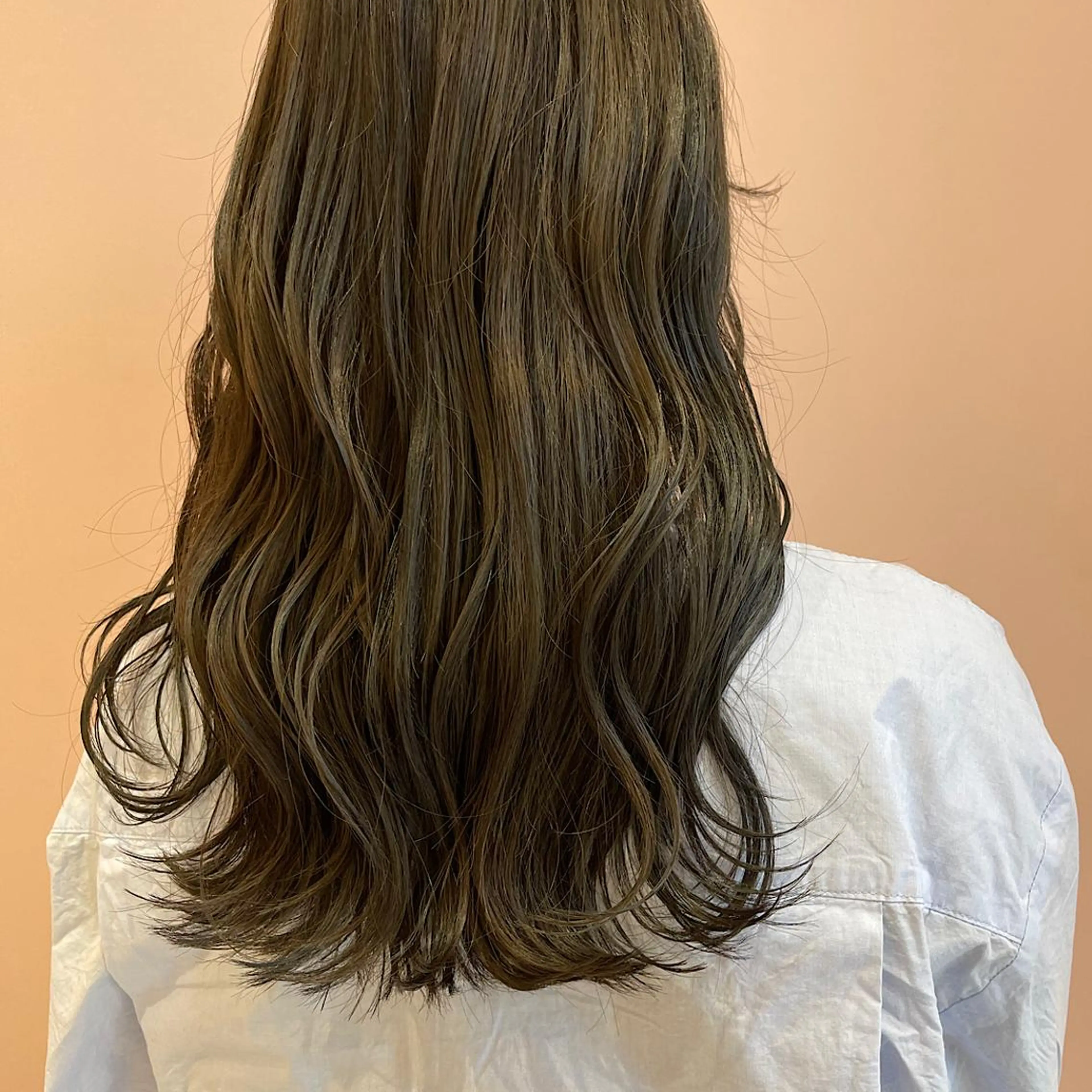 ミディアム カラー ハラダ リョウセイのヘアスタイル